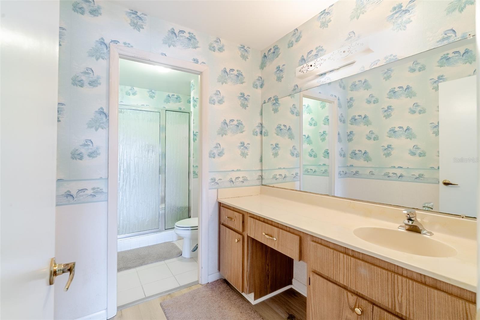 HARBOUR CLUB CONDO 3 - Residential