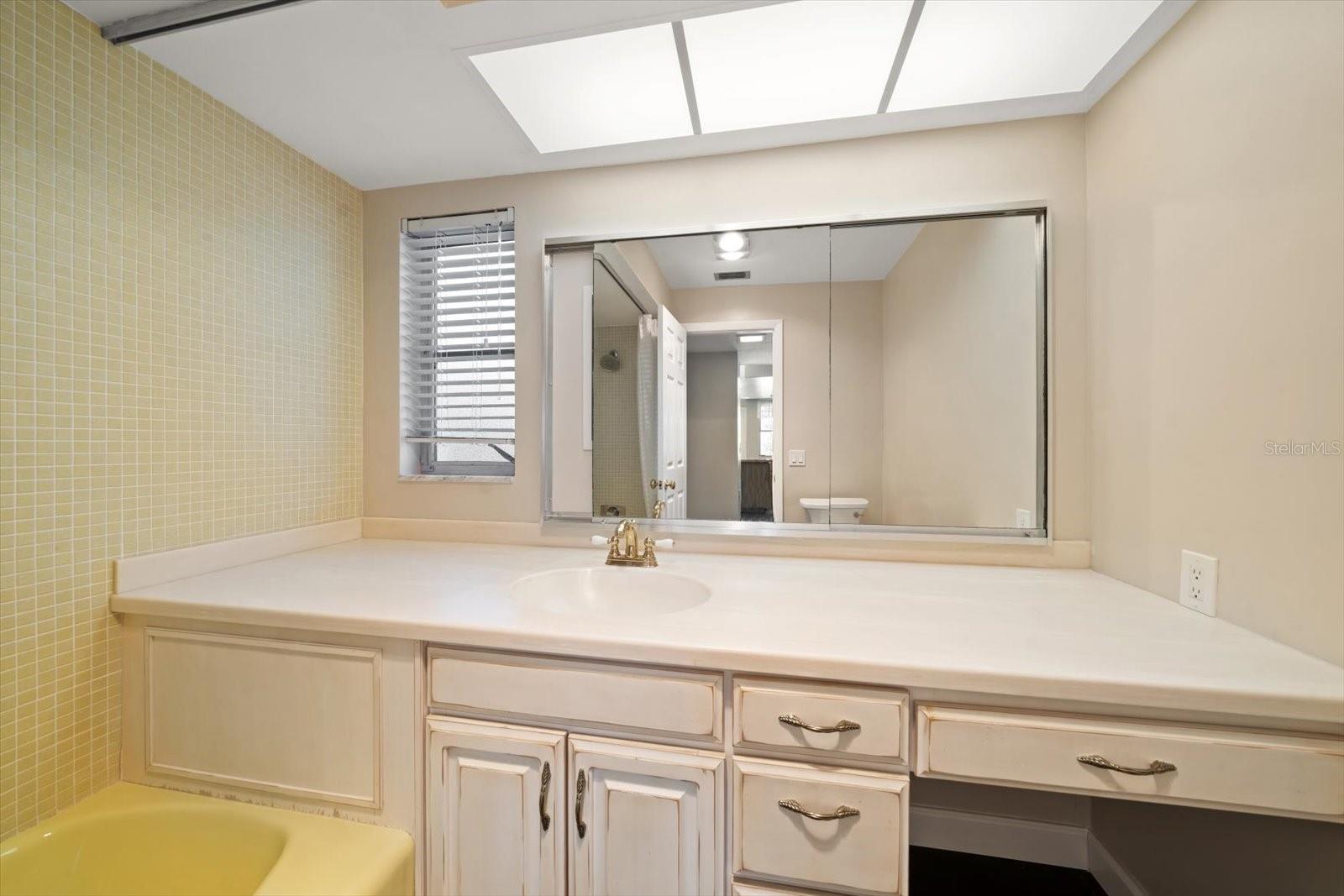 ISLAND ESTATE OF CLEARWATER UNITS 6D 7A 7C - Residential