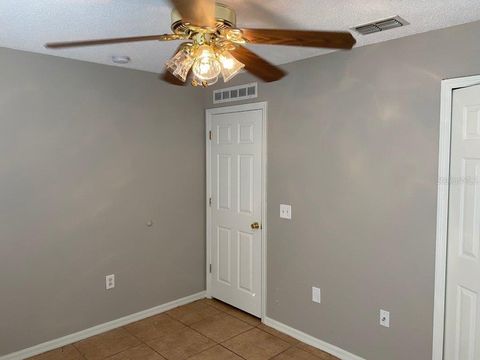 Tiny photo for 1123 Breezy Knoll Street, Minneola, FL 34715 (MLS # O6387274)