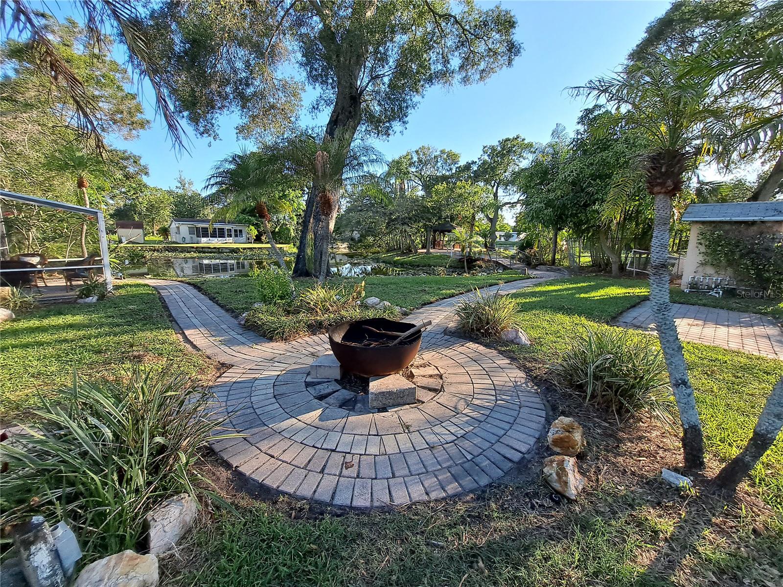PINELLAS FARMS - Residential