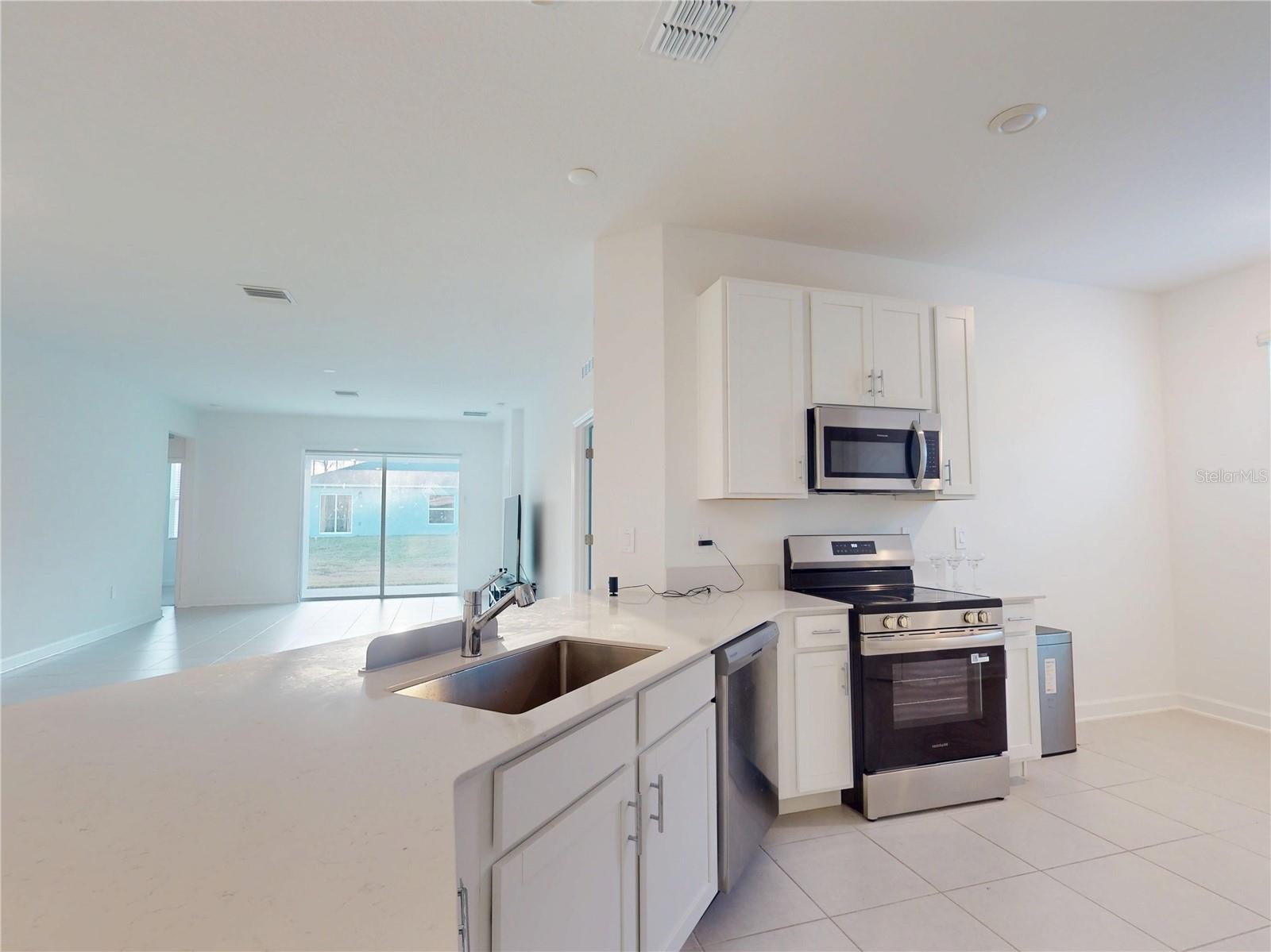 GARDEN HILL/PROVIDENCE PH 2 - Residential Lease