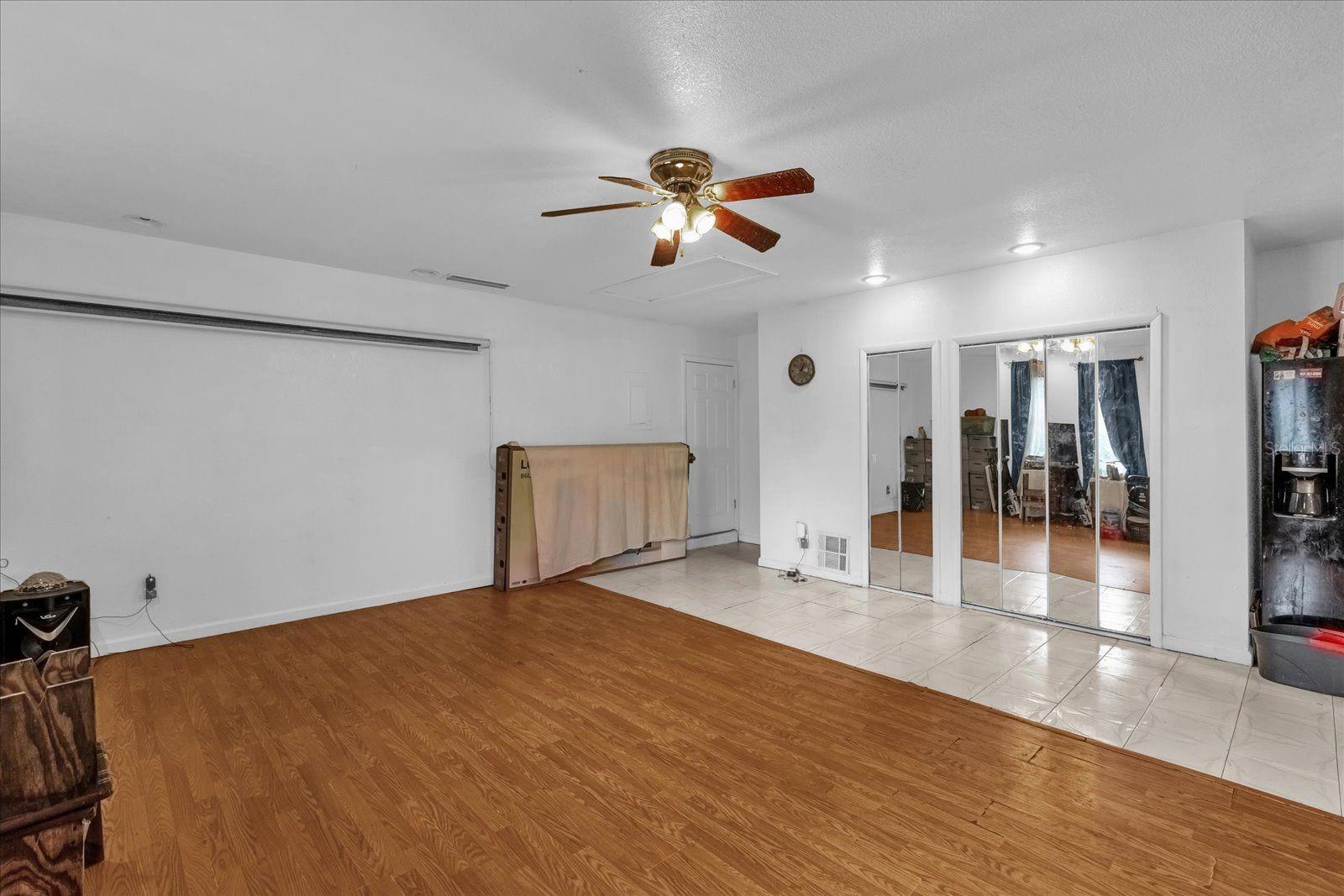 HOWELL COVE 4TH SEC - Residential