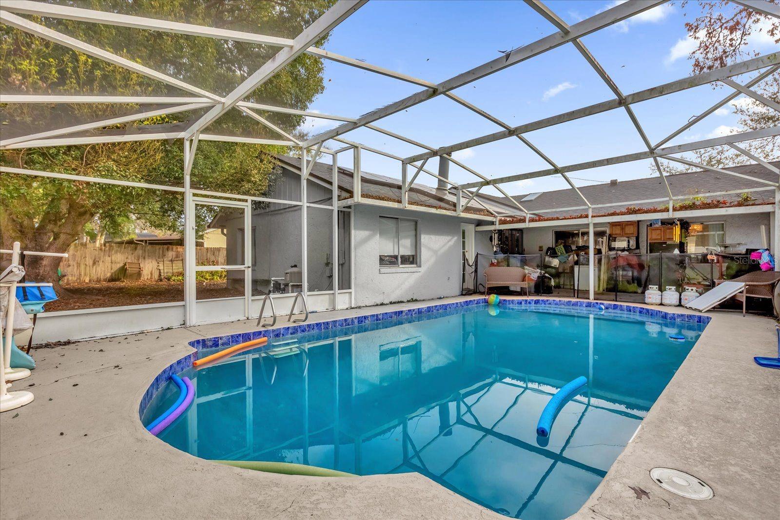 HOWELL COVE 4TH SEC - Residential