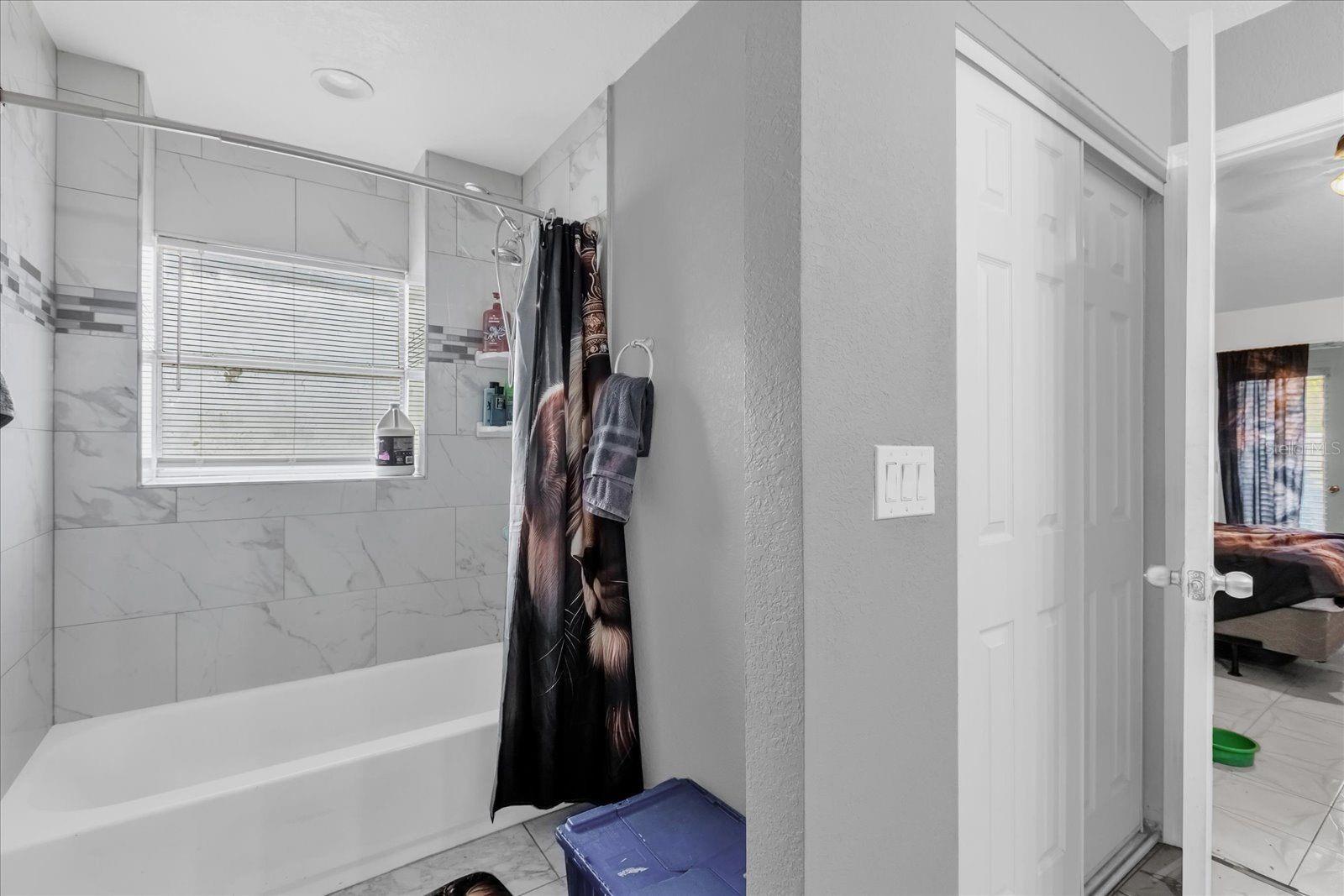 HOWELL COVE 4TH SEC - Residential