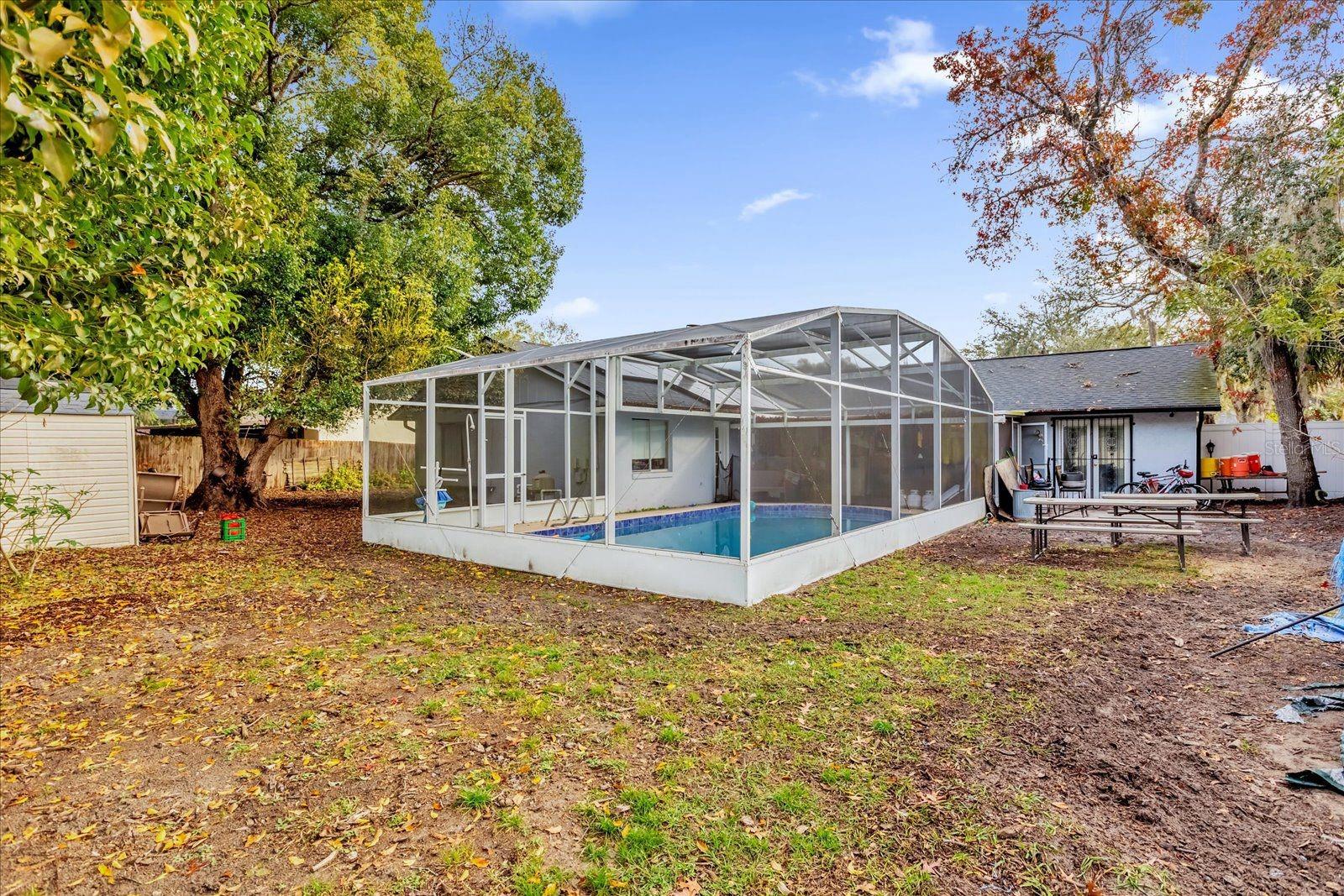 HOWELL COVE 4TH SEC - Residential