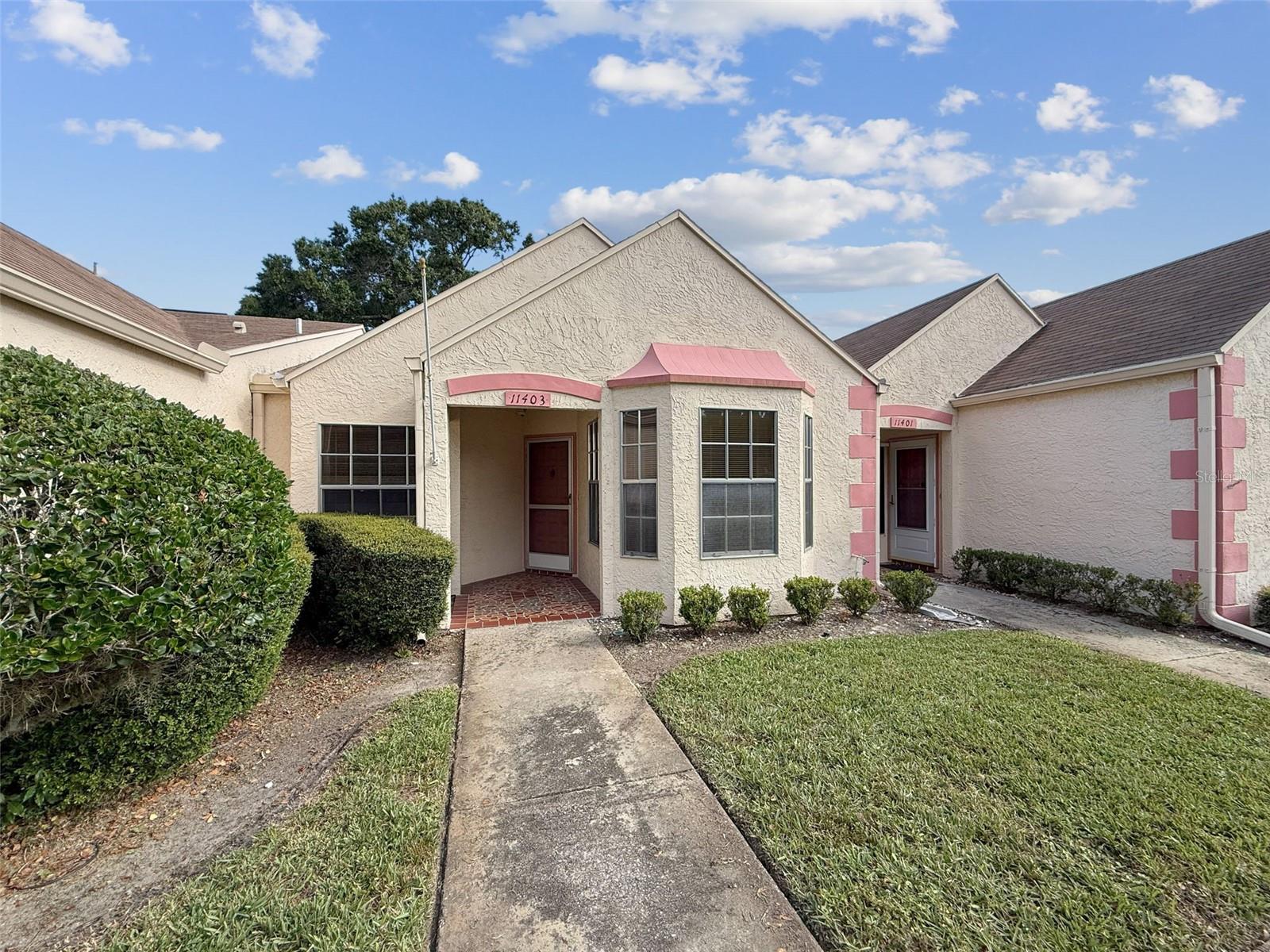 CHATEAU VILLAGE CONDO 01 - Residential