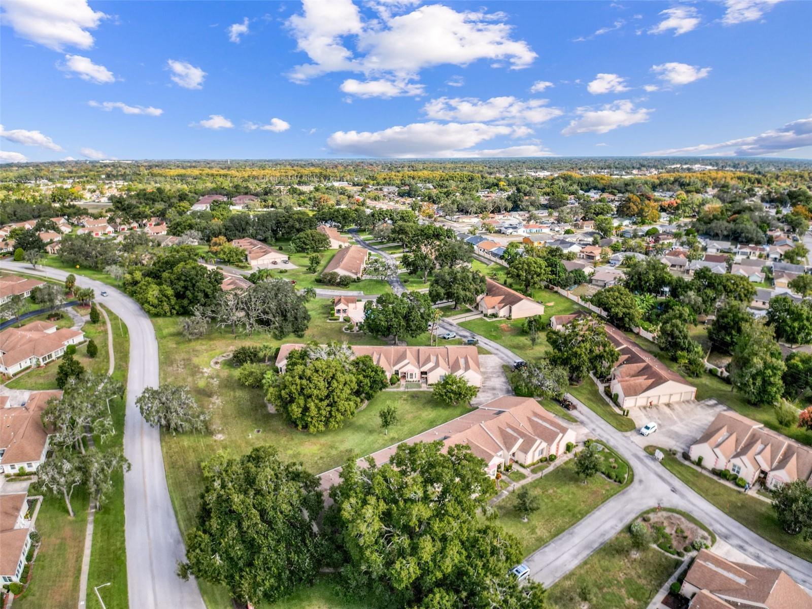 CHATEAU VILLAGE CONDO 01 - Residential