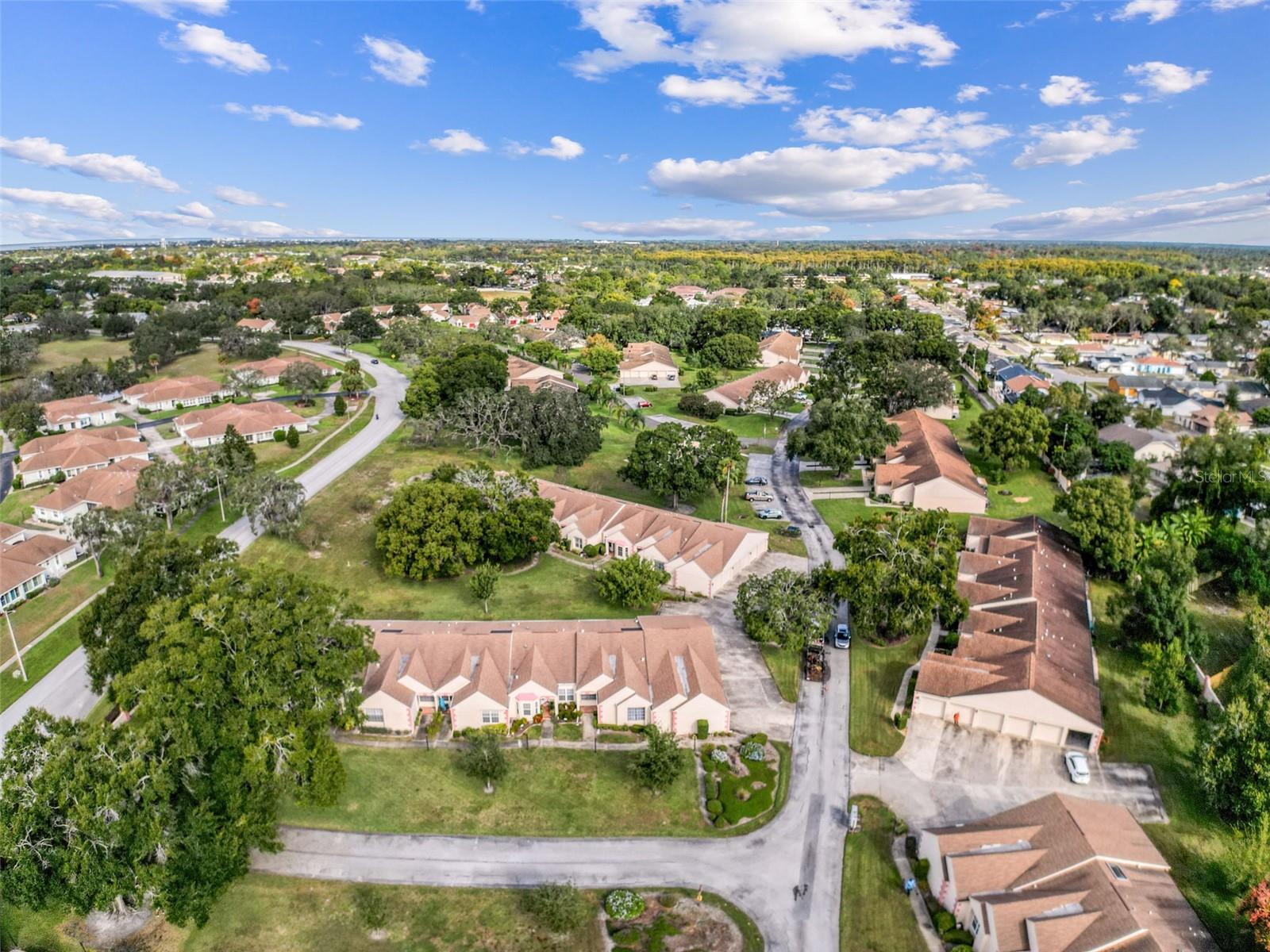 CHATEAU VILLAGE CONDO 01 - Residential