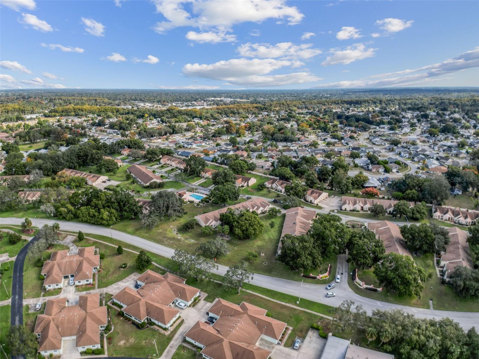 CHATEAU VILLAGE CONDO 01 - Residential