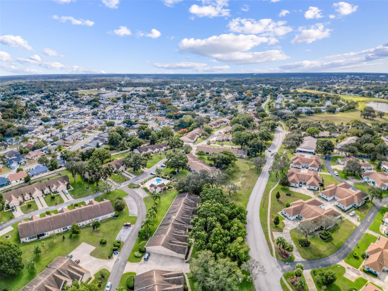 CHATEAU VILLAGE CONDO 01 - Residential