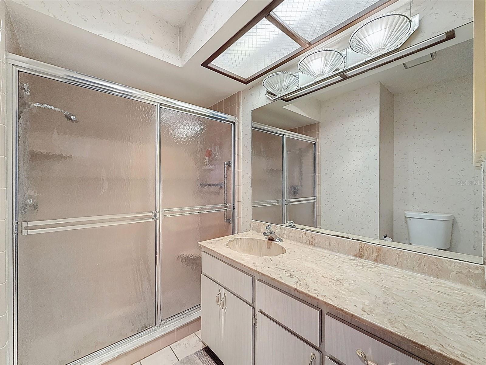 CHATEAU VILLAGE CONDO 01 - Residential