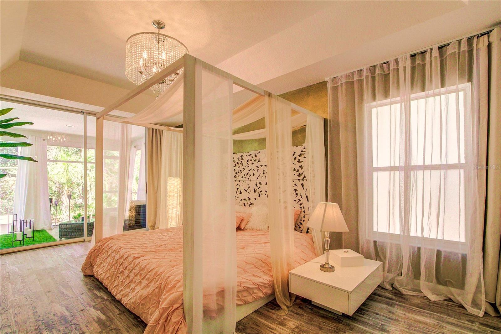 14 CARNATION COURT