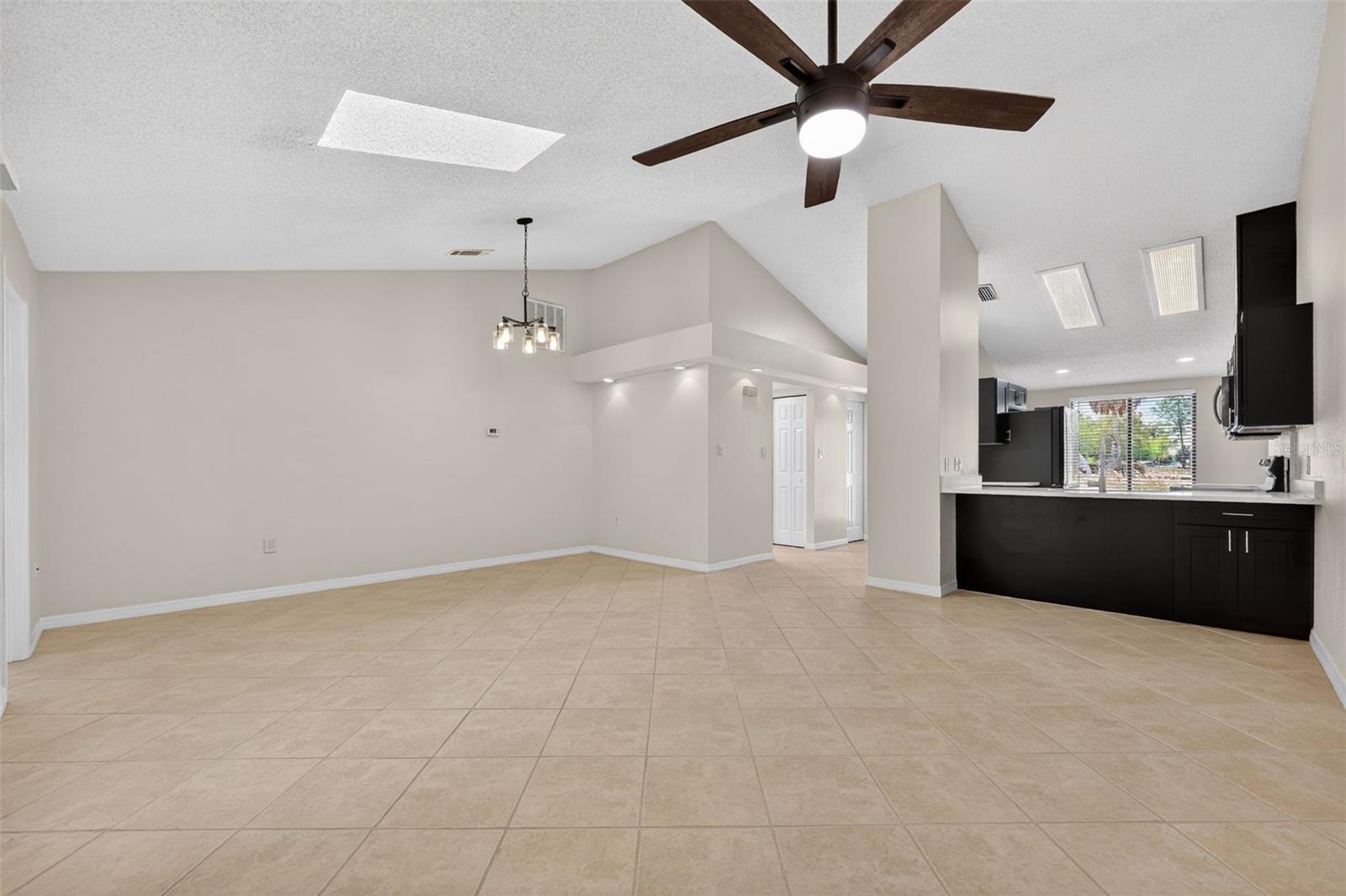 FAIRVIEW - Residential