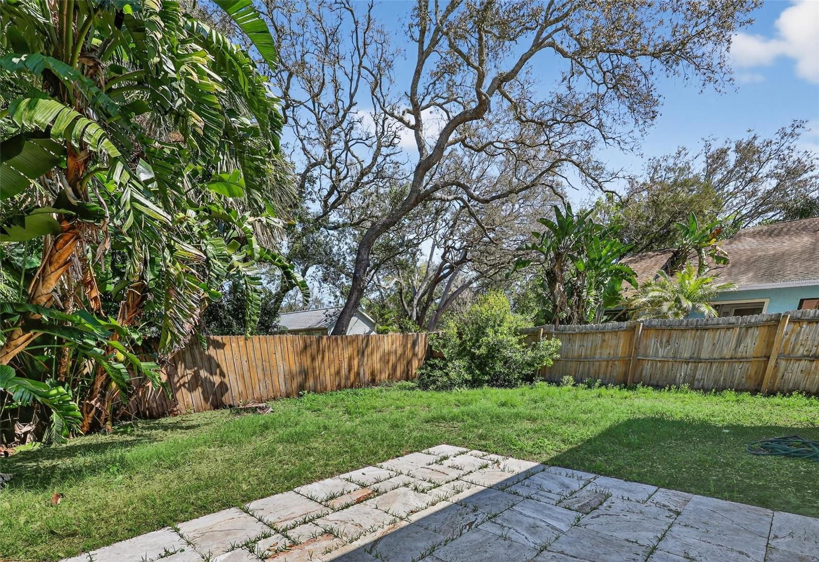 FAIRVIEW - Residential