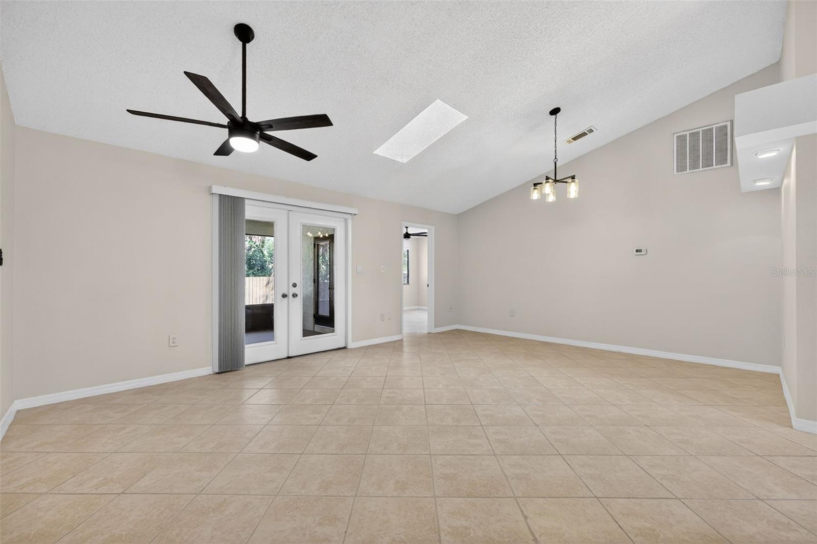 FAIRVIEW - Residential