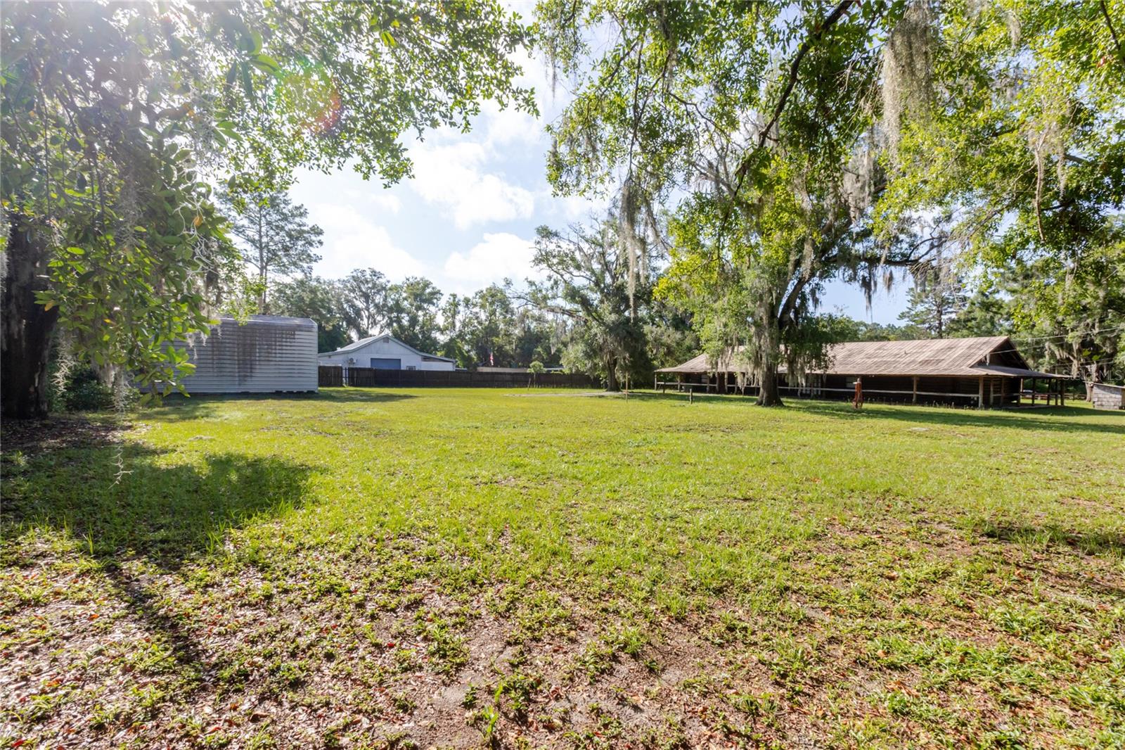 PERSONS HEIGHTS - Residential