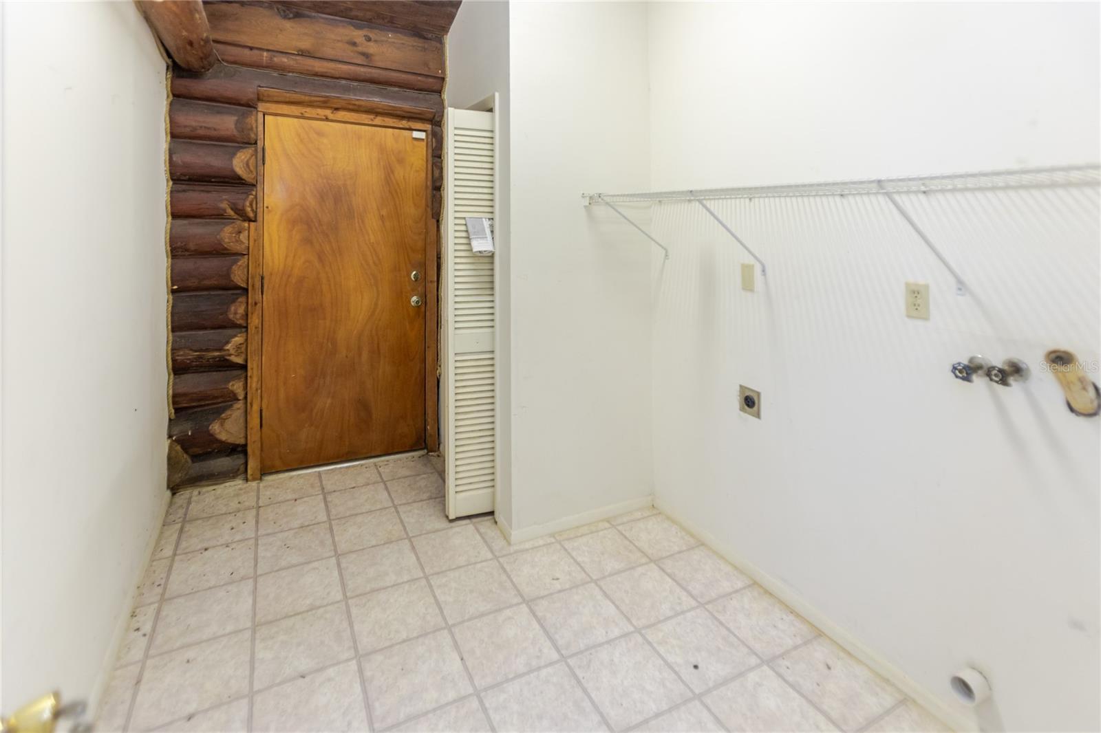 PERSONS HEIGHTS - Residential
