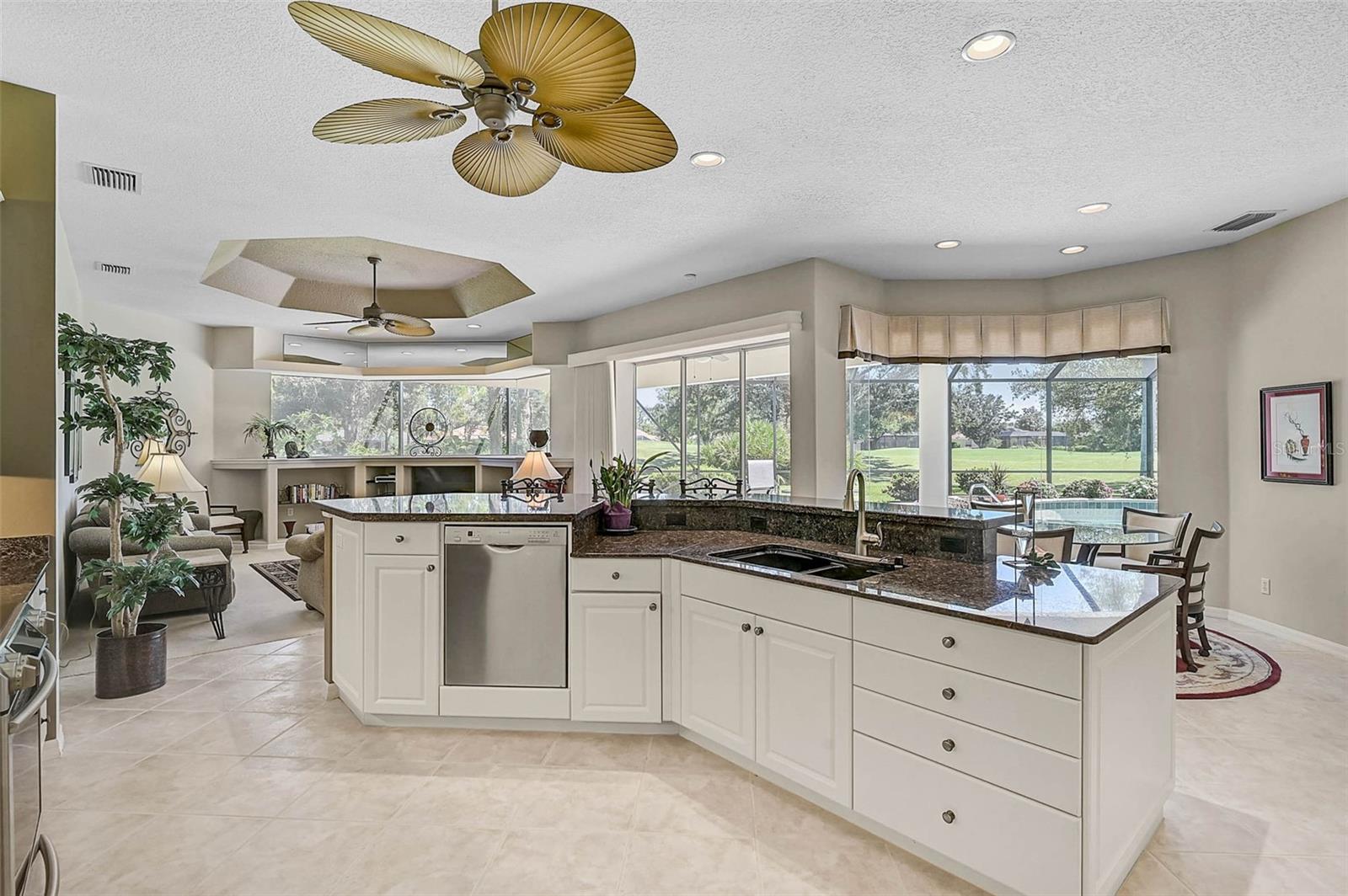 CALUSA LAKES - Residential