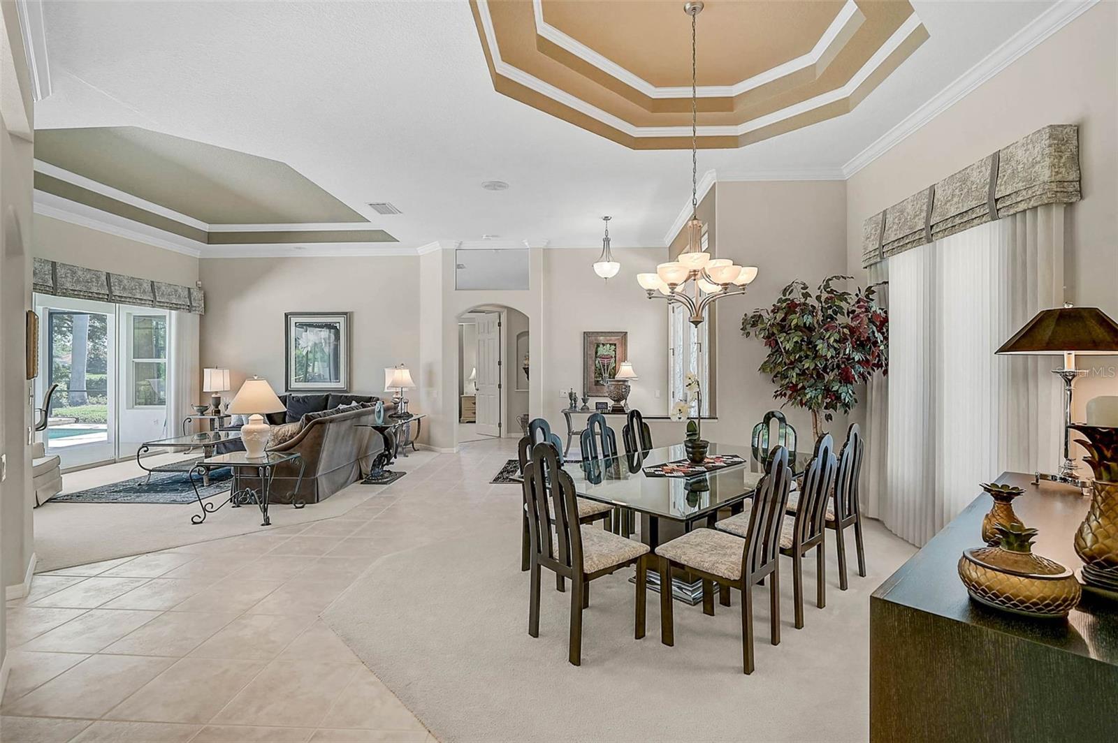 CALUSA LAKES - Residential