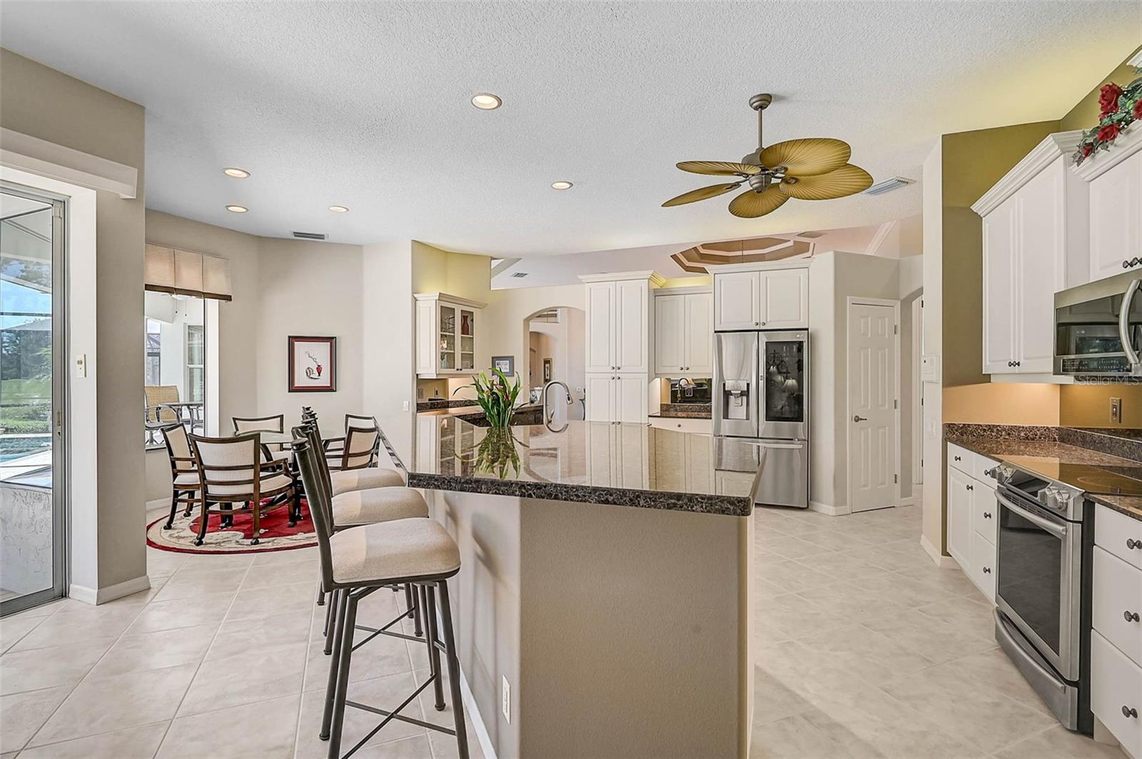 CALUSA LAKES - Residential