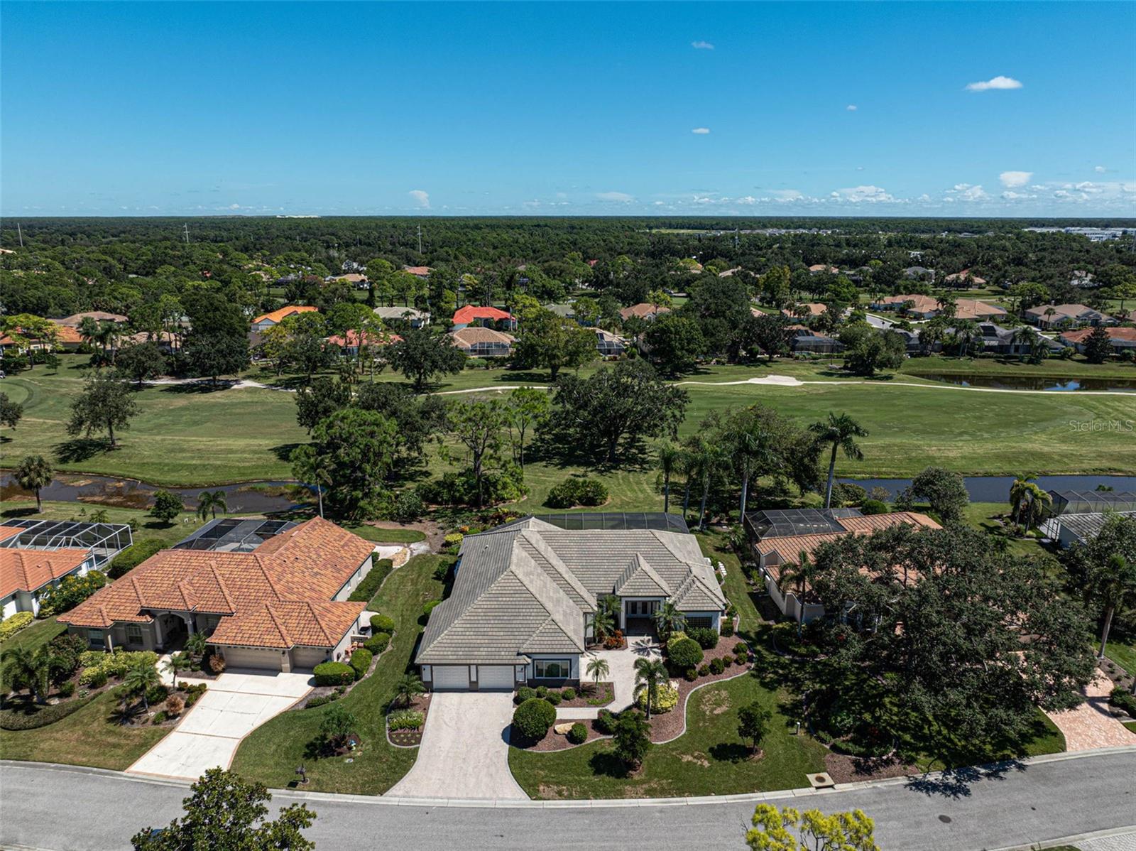 CALUSA LAKES - Residential