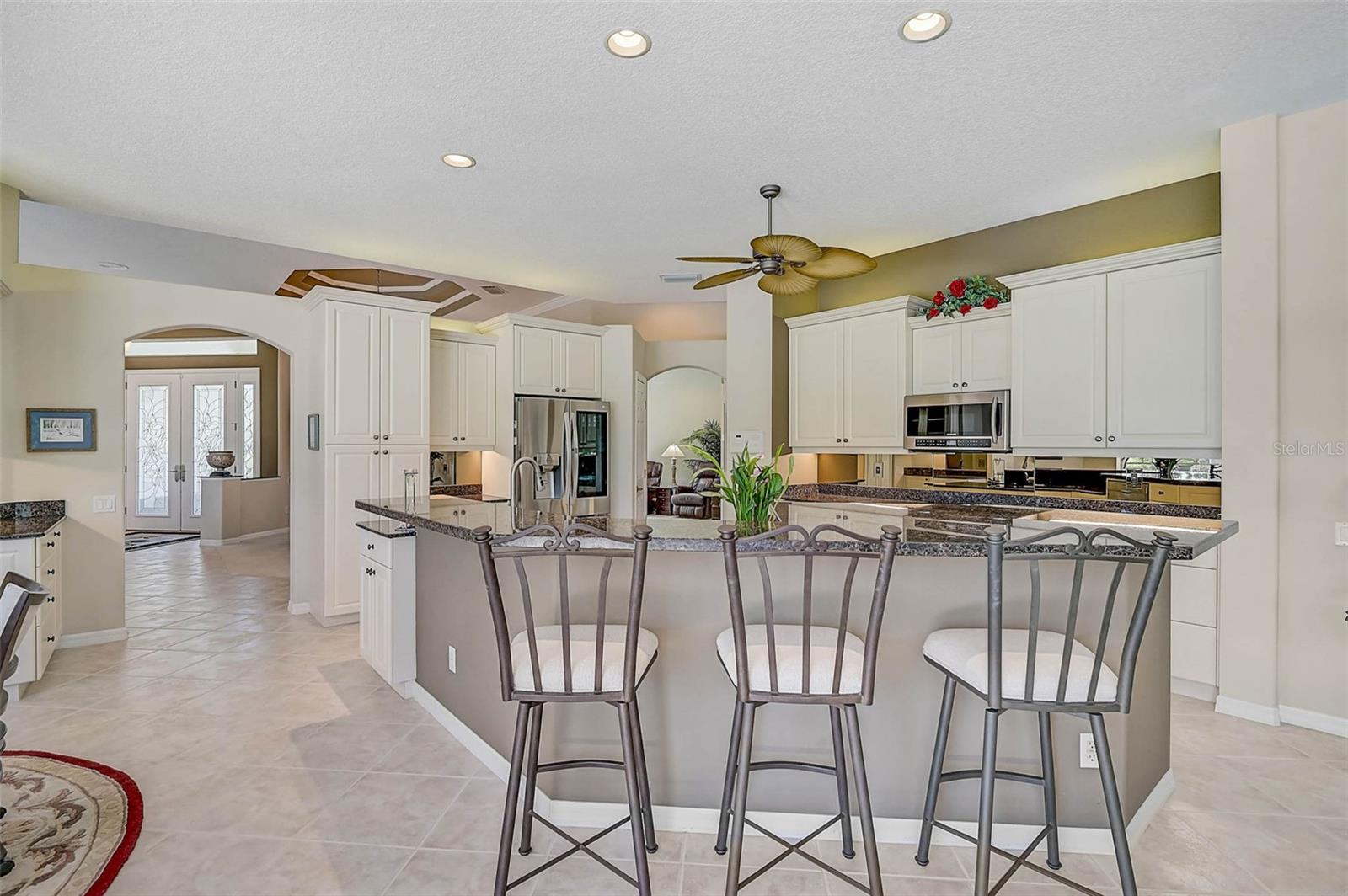 CALUSA LAKES - Residential