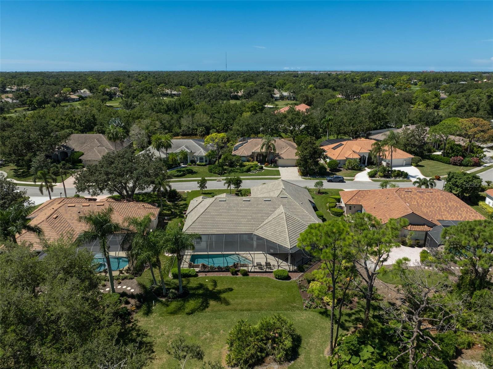 CALUSA LAKES - Residential
