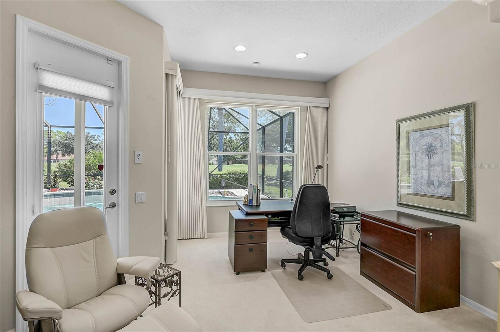 CALUSA LAKES - Residential