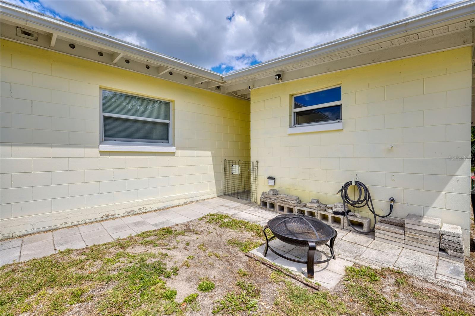 SUNLAND ESTATES - Residential