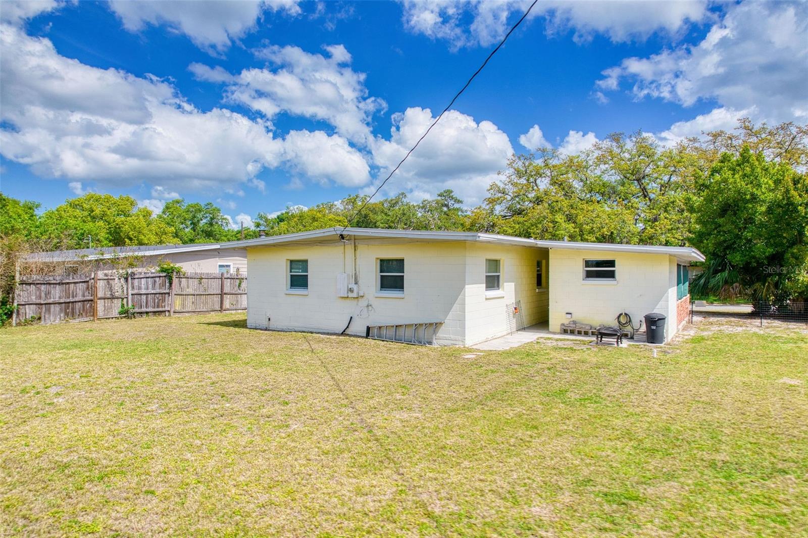 SUNLAND ESTATES - Residential