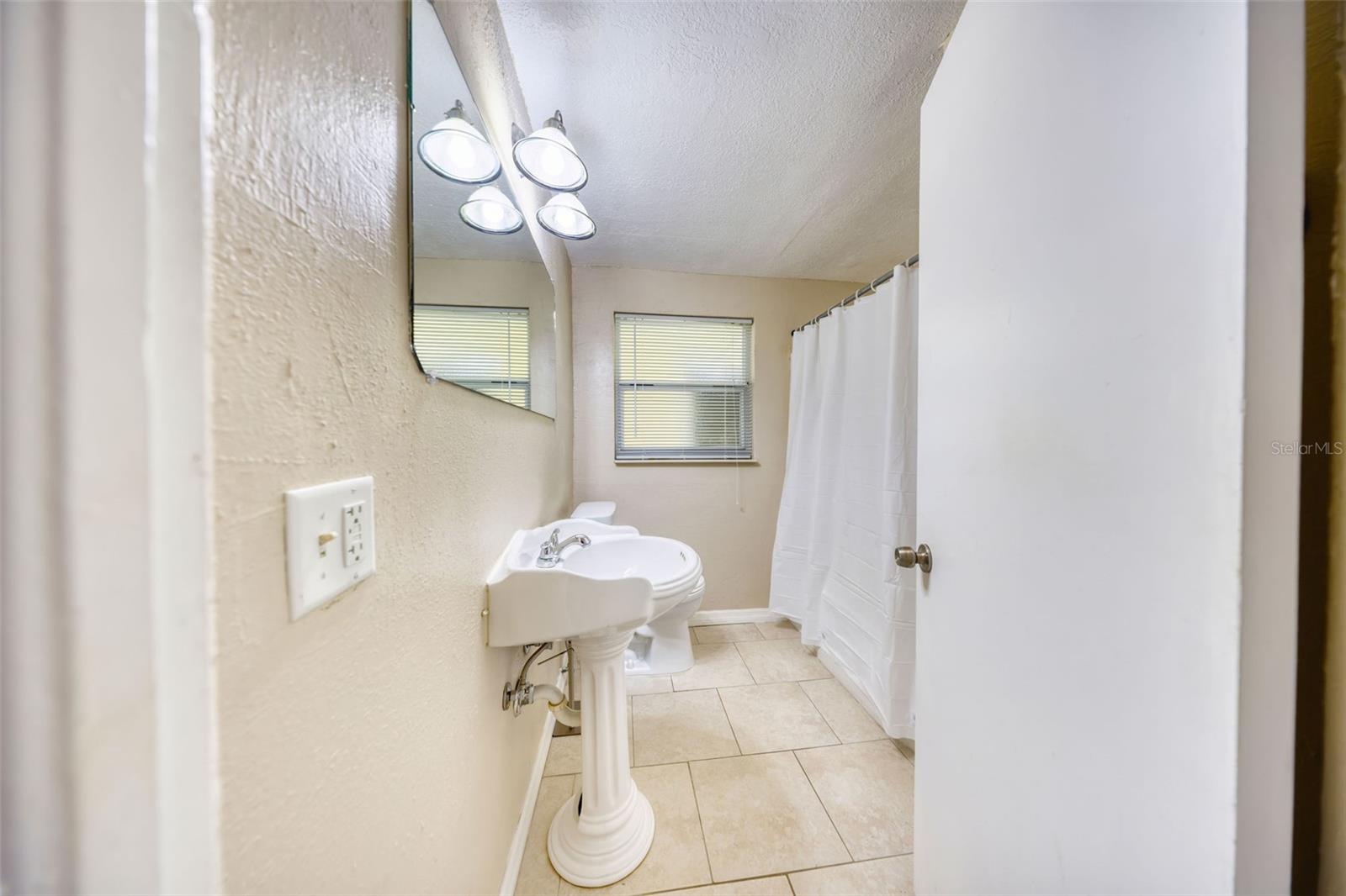 SUNLAND ESTATES - Residential