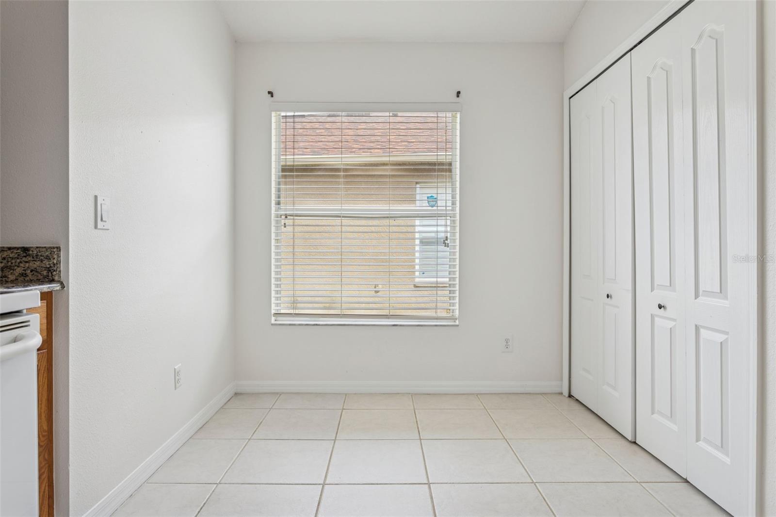 MEADOW POINTE 03 PRCL EE & HH - Residential Lease