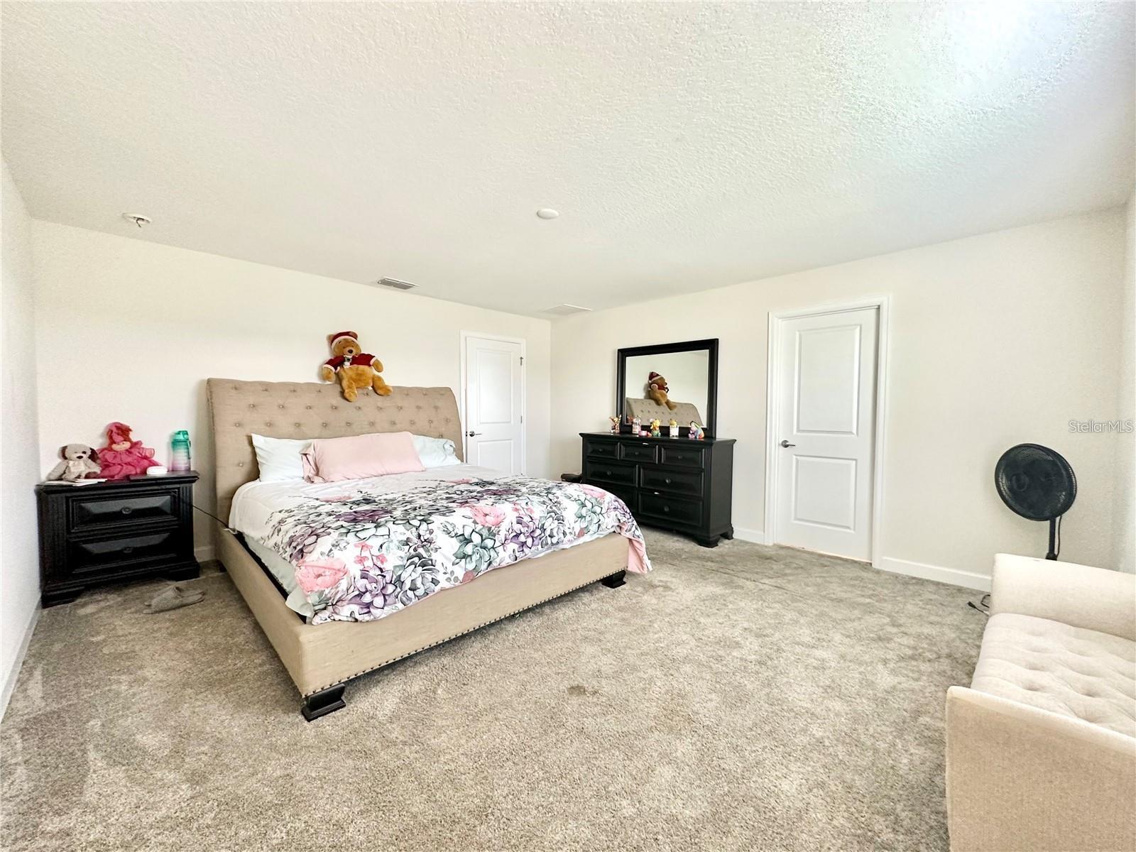 ESTATES/LK HAMMOCK - Residential