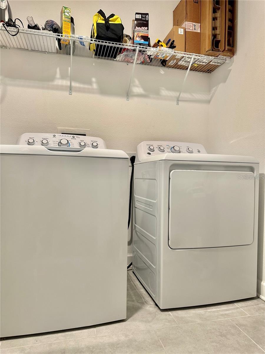 ESTATES/LK HAMMOCK - Residential