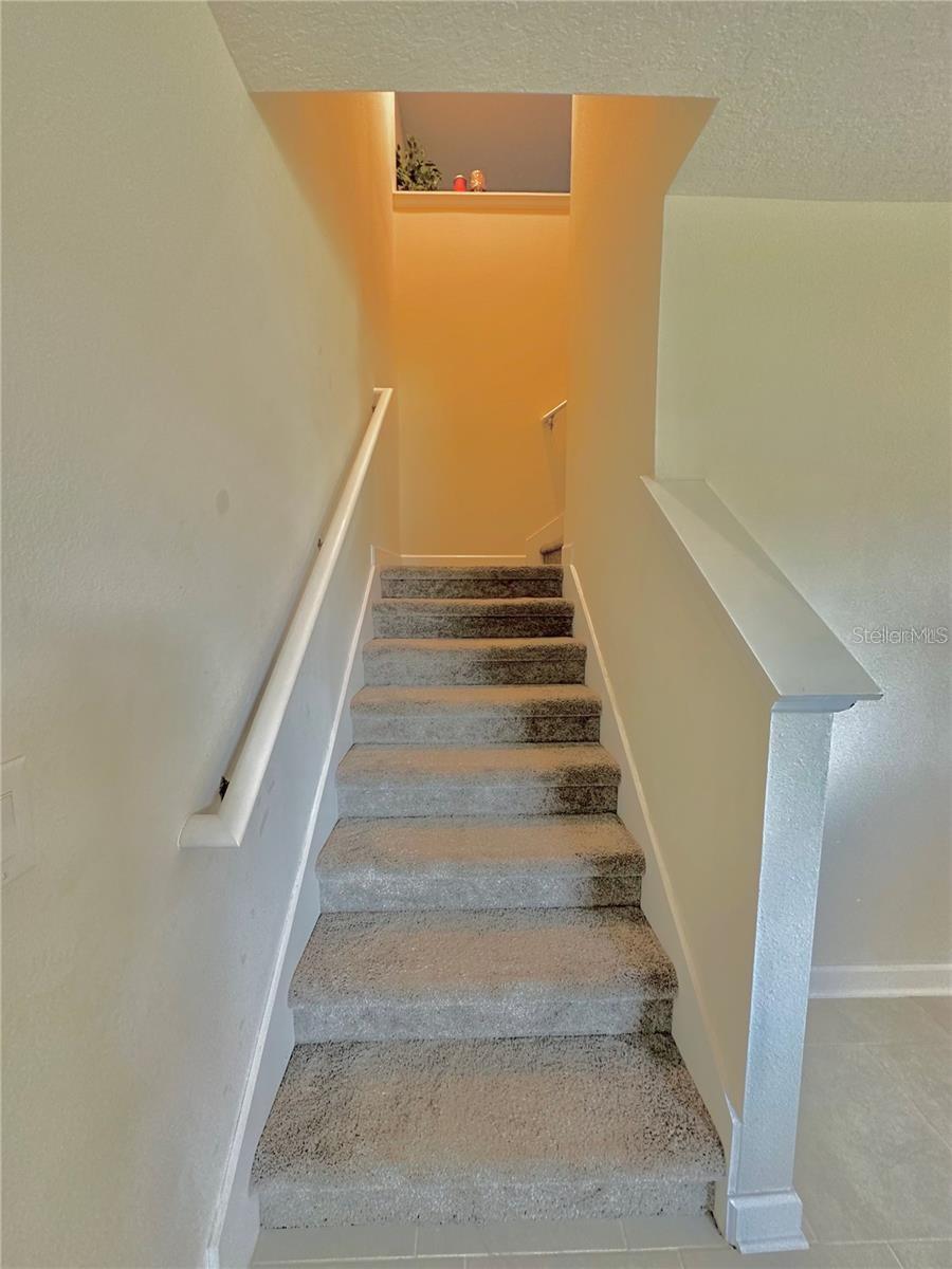 ESTATES/LK HAMMOCK - Residential