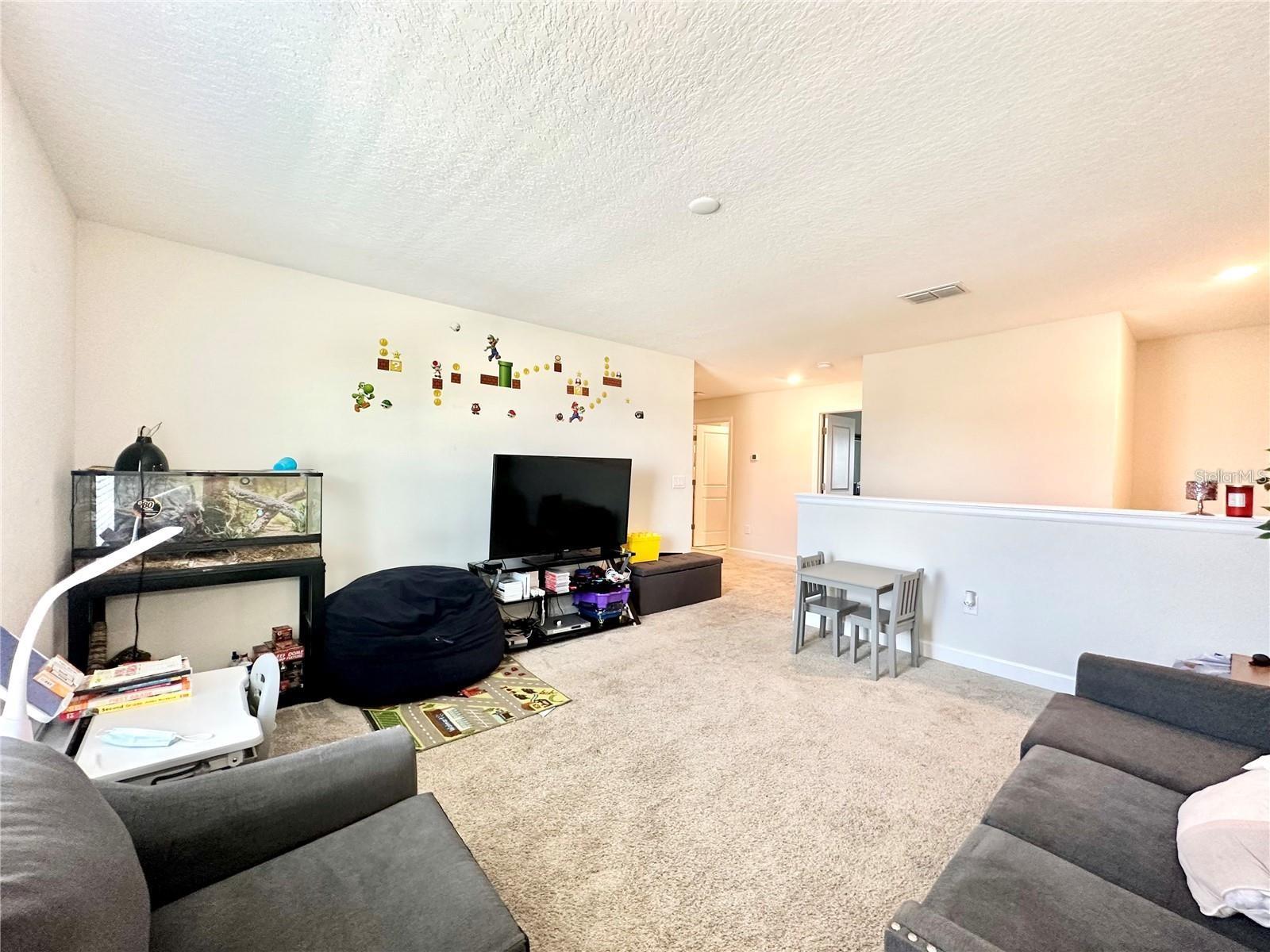 ESTATES/LK HAMMOCK - Residential