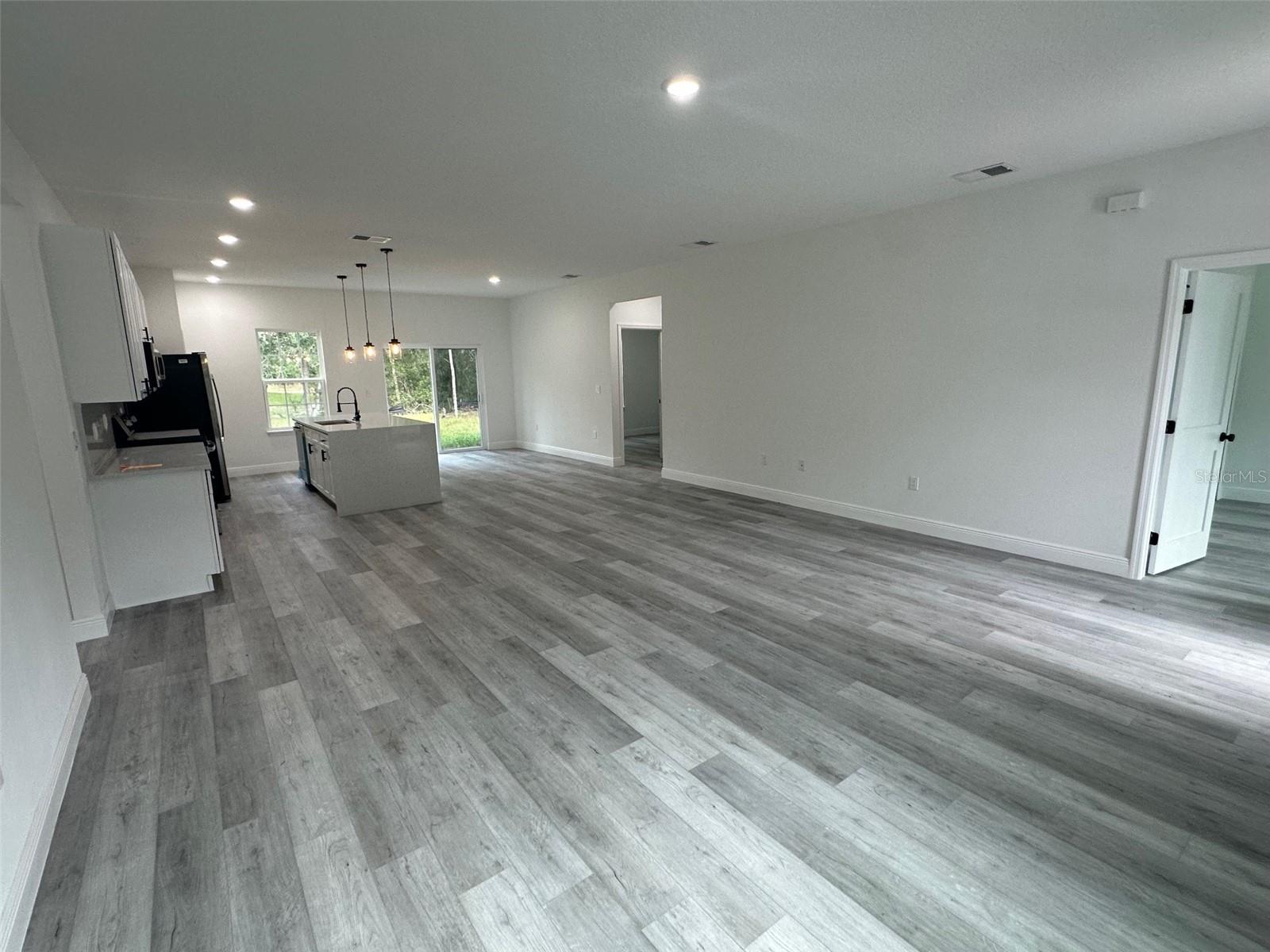 CITRUS SPGS UNIT 27 - Residential