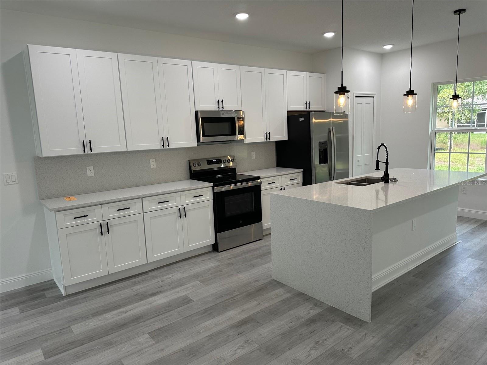 CITRUS SPGS UNIT 27 - Residential