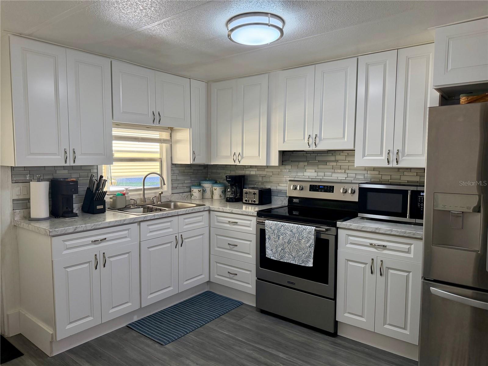 EDGEWATER PINES ROC INC UNREC - Residential