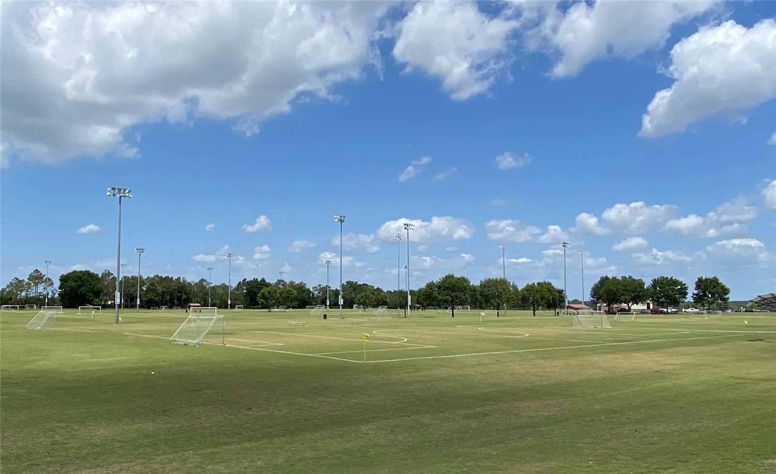 ROCK SPRINGS RIDGE PH 1 - Residential