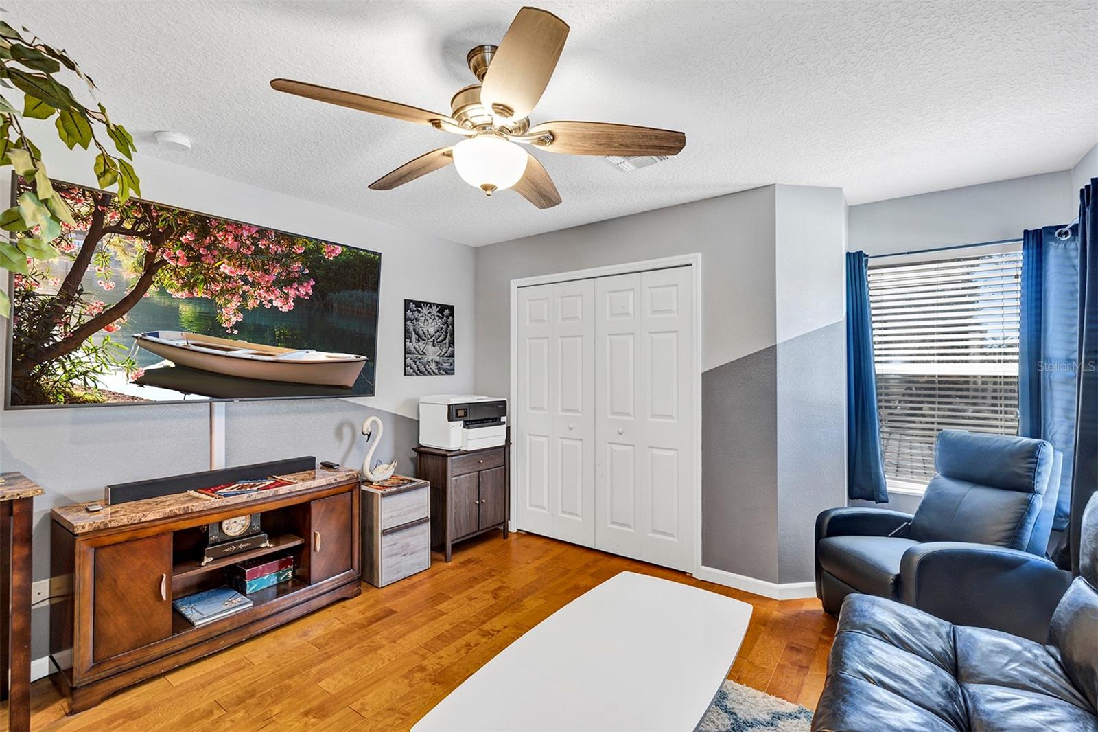 ROCK SPRINGS RIDGE PH 1 - Residential