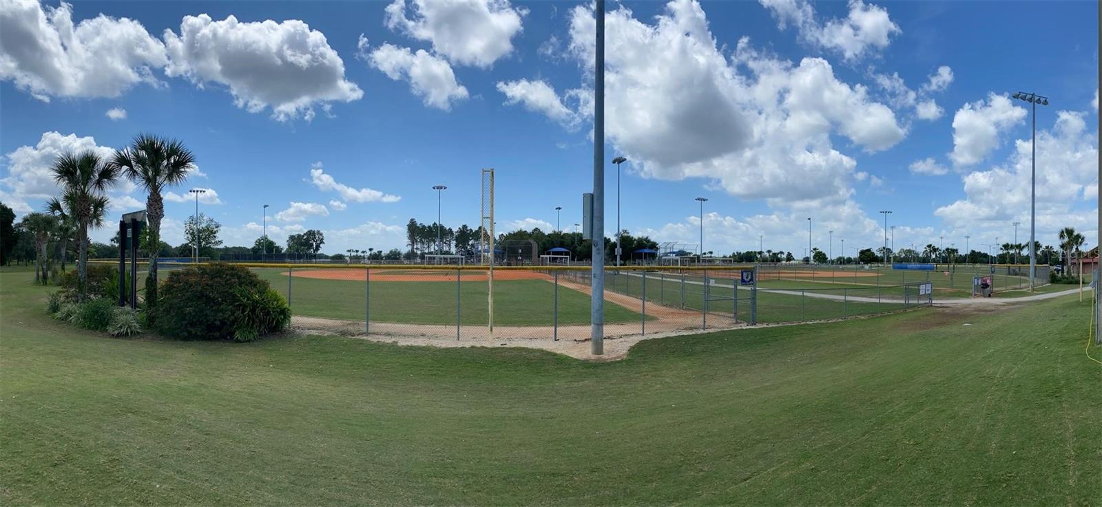 ROCK SPRINGS RIDGE PH 1 - Residential