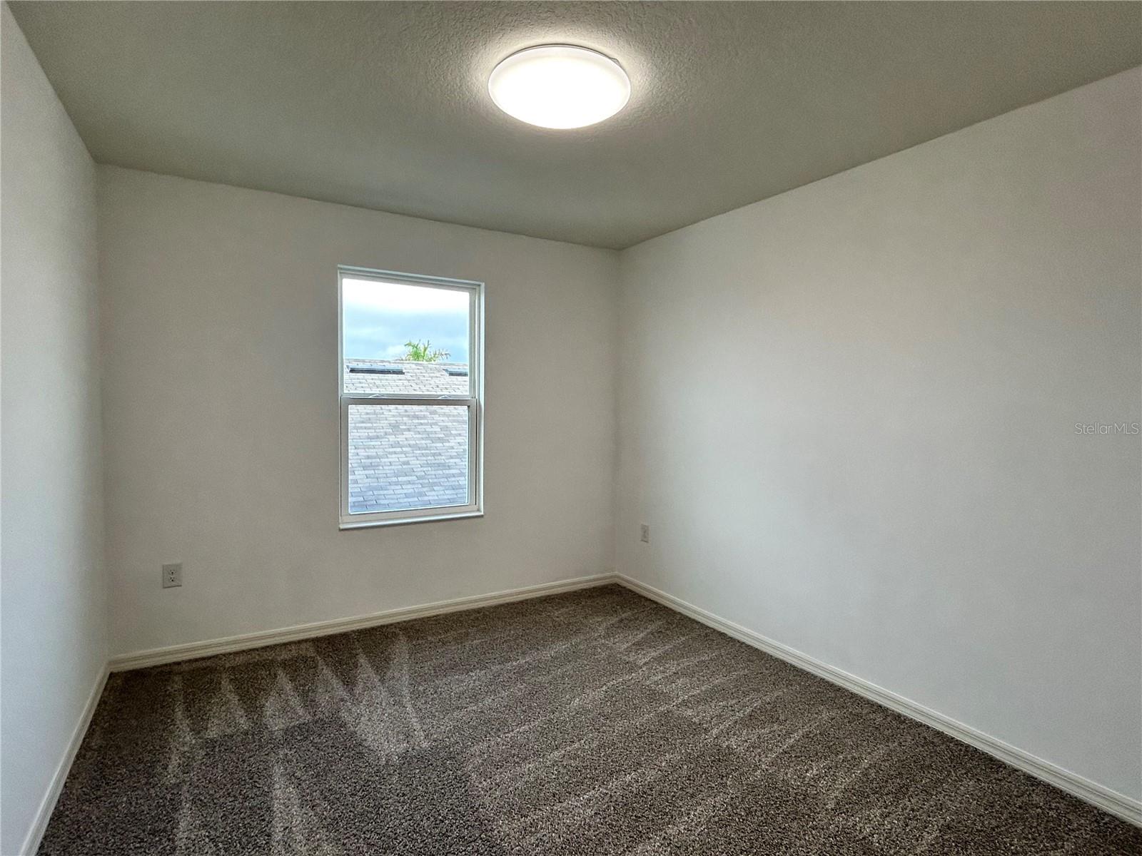 MIRABELLA - Residential Lease