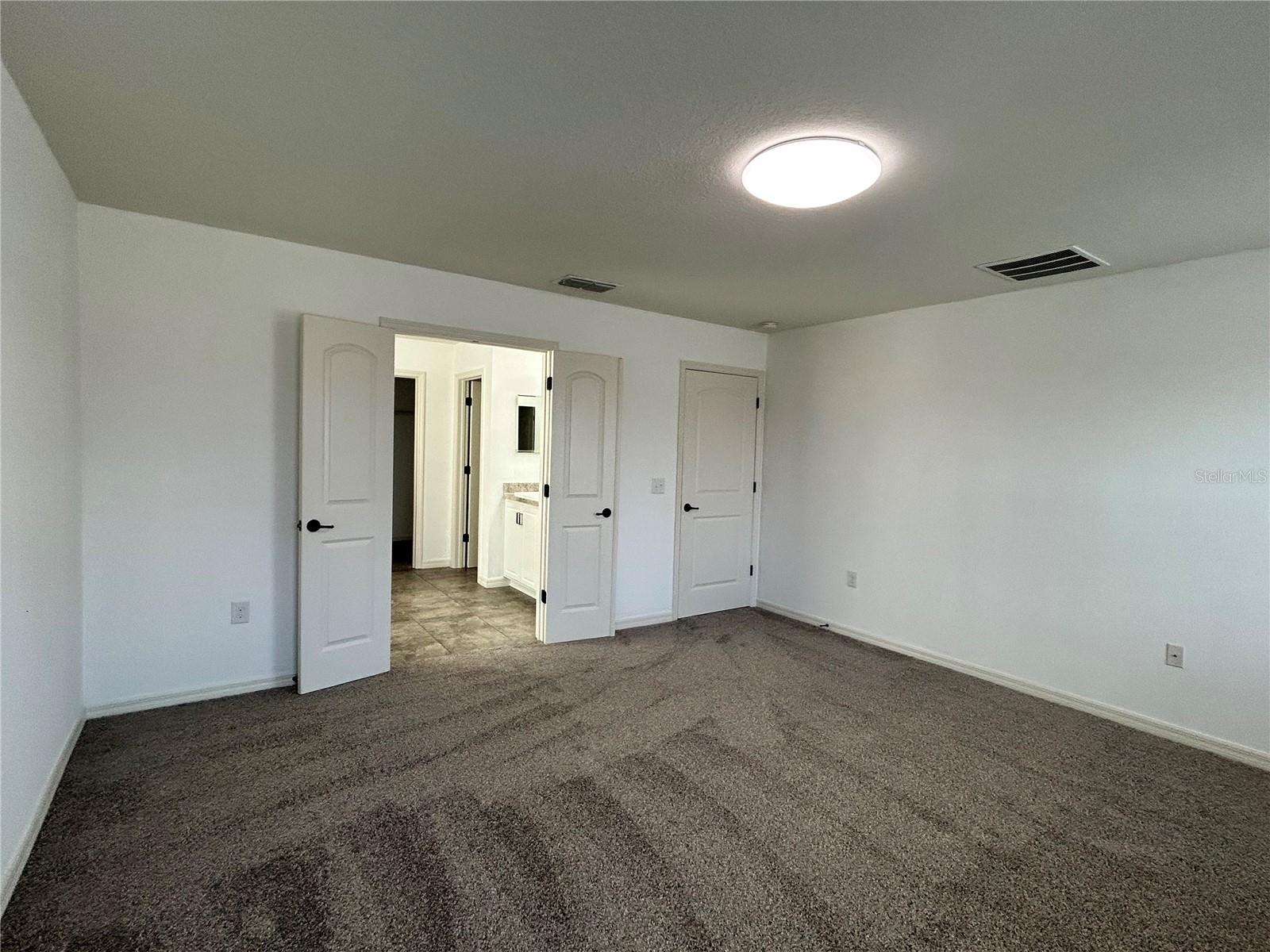 MIRABELLA - Residential Lease