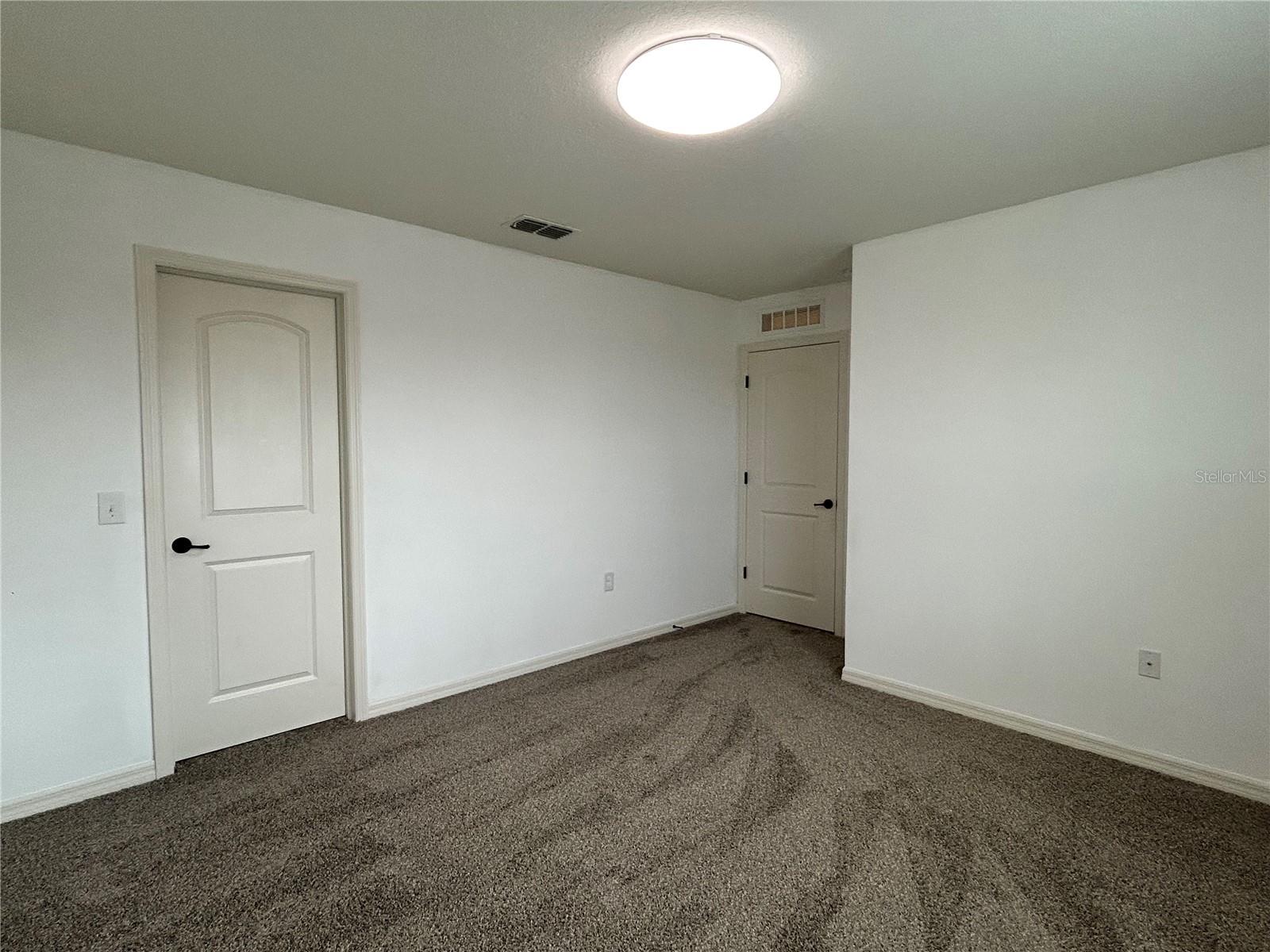 MIRABELLA - Residential Lease