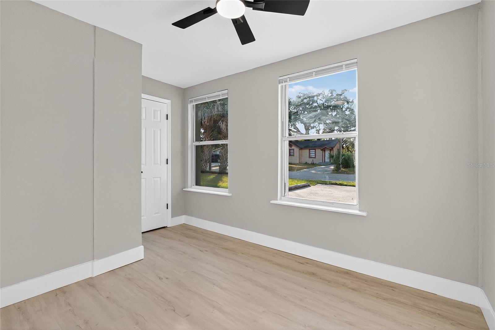 HENDRY & KNIGHTS ADD TO - Residential