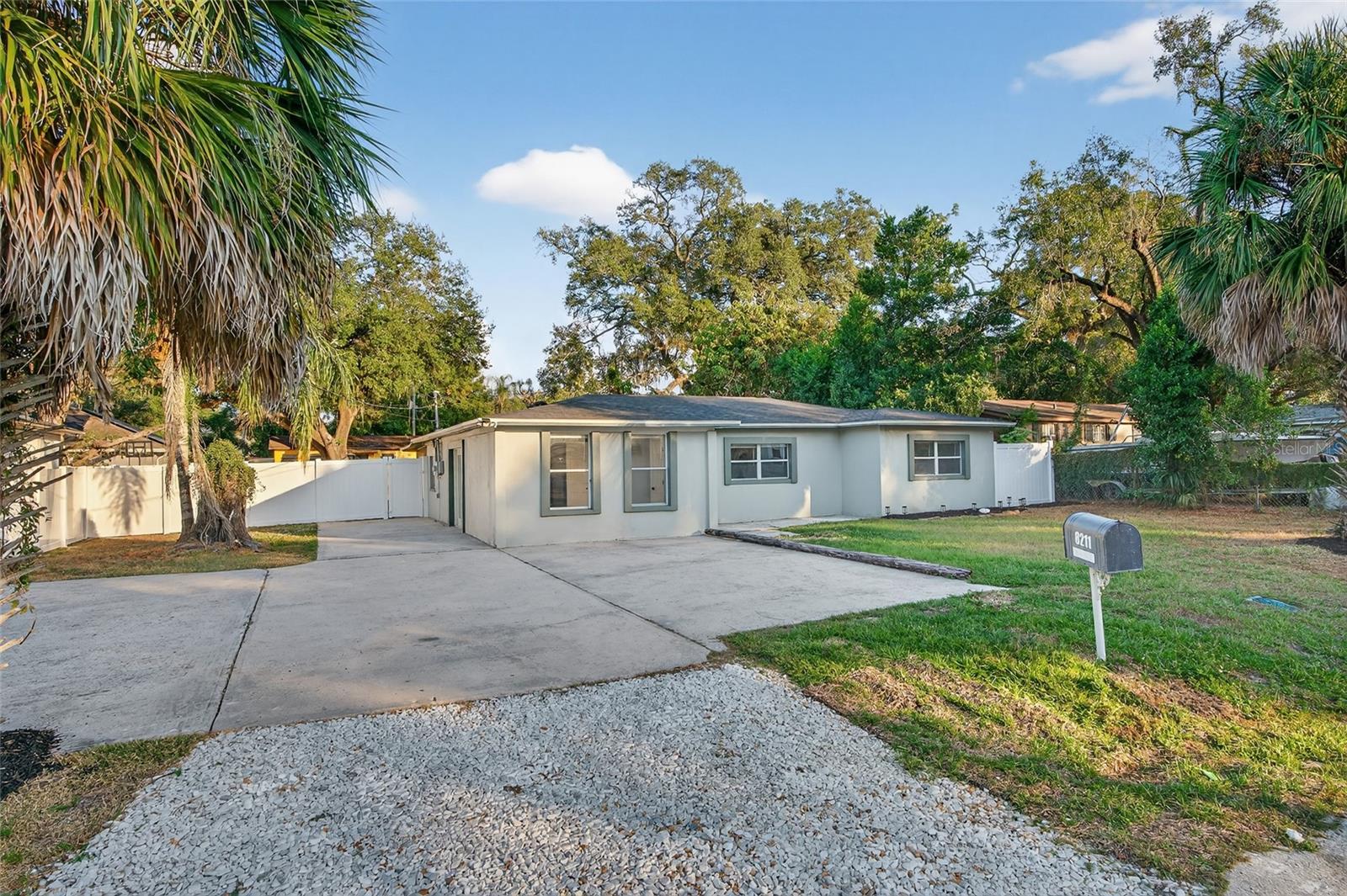 HENDRY & KNIGHTS ADD TO - Residential