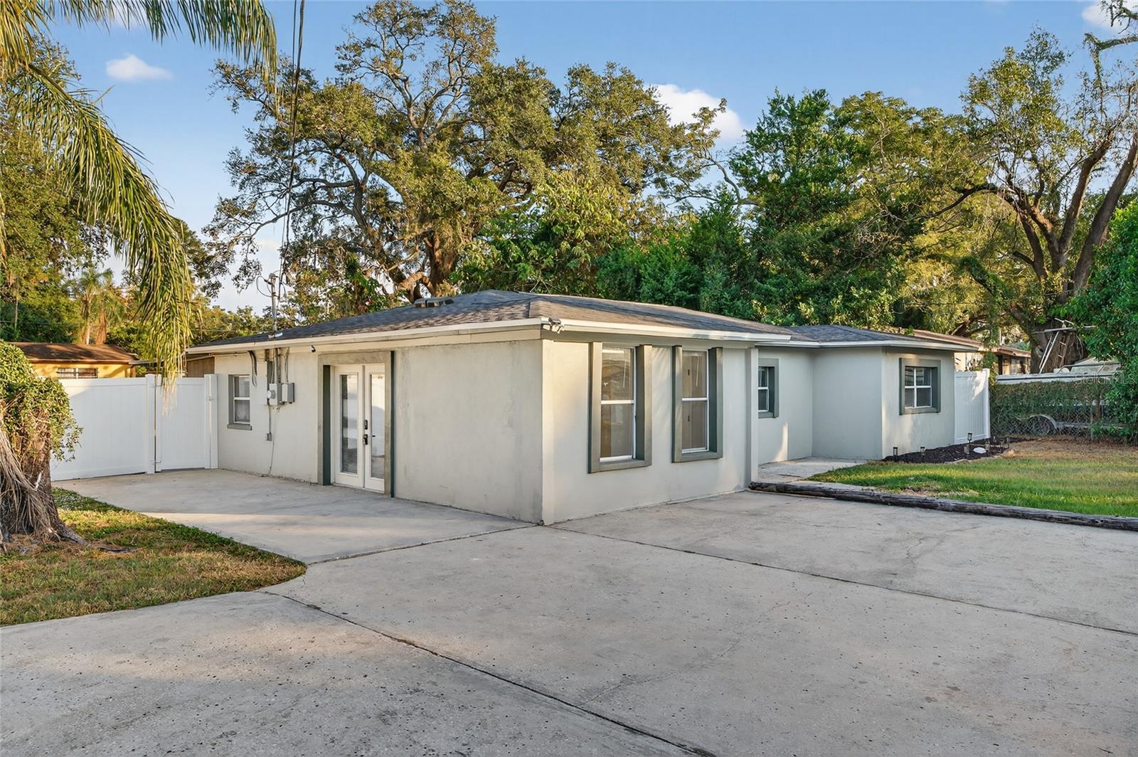 HENDRY & KNIGHTS ADD TO - Residential