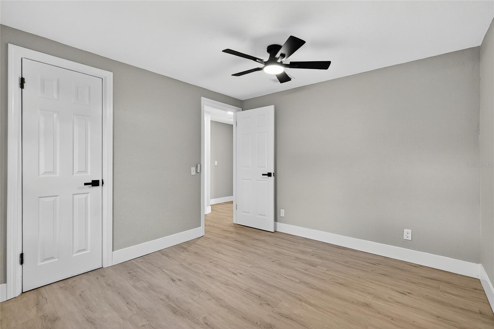 HENDRY & KNIGHTS ADD TO - Residential