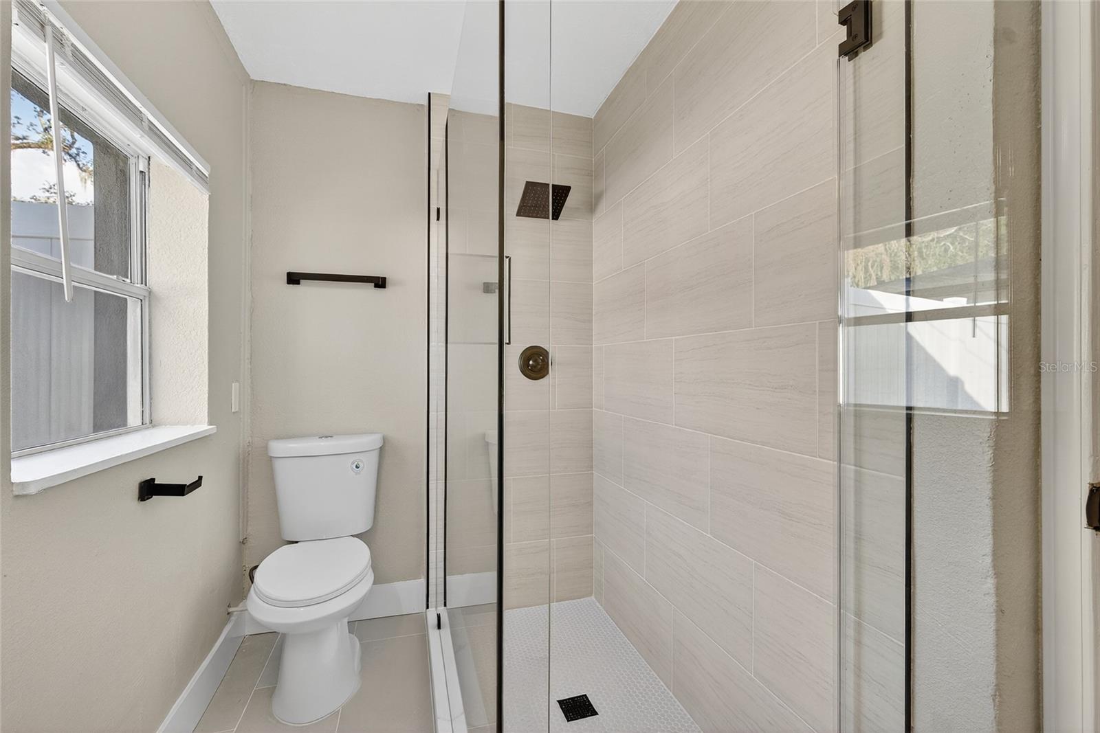 HENDRY & KNIGHTS ADD TO - Residential